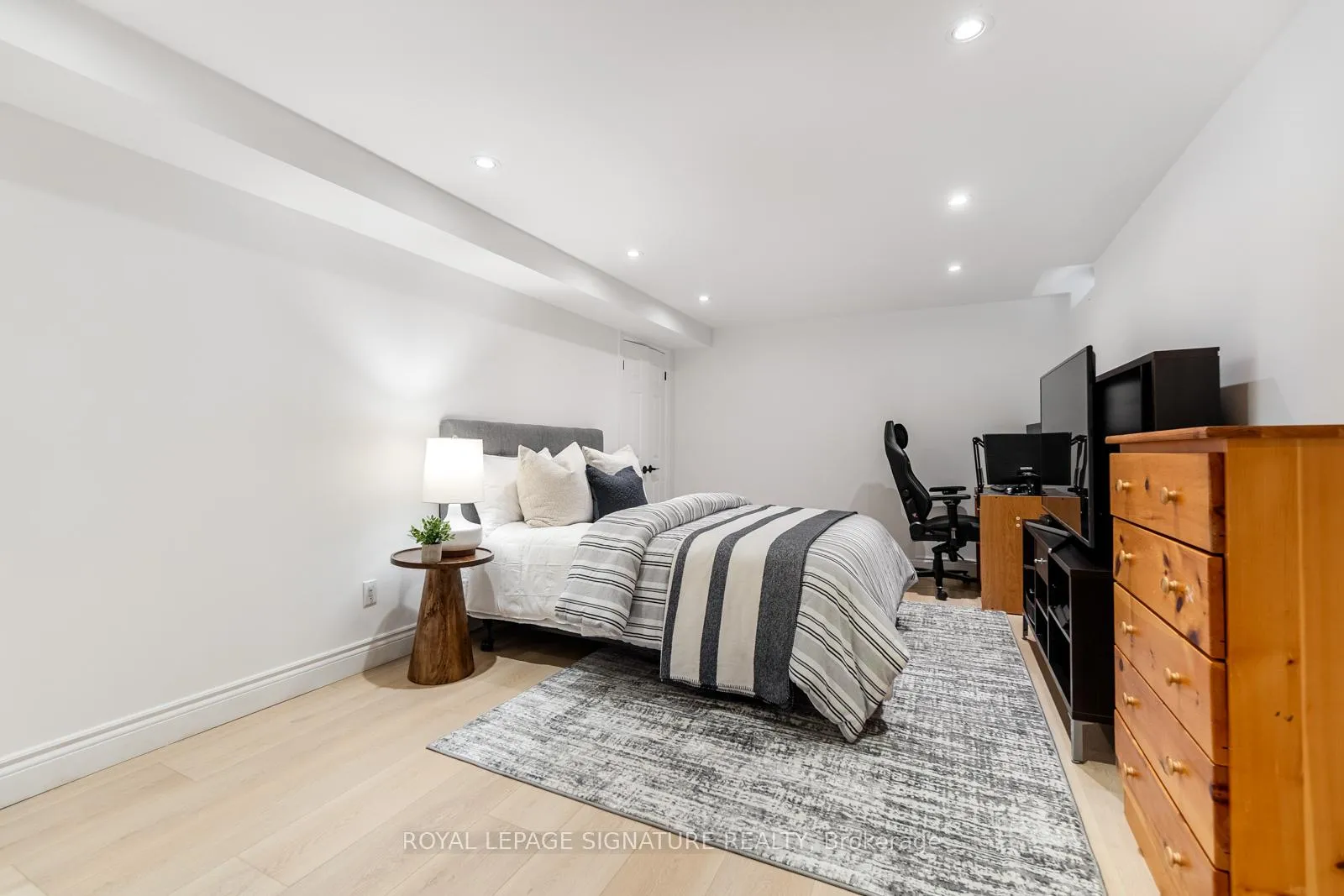 Photo 42 of 51 Tilman Circle, Markham, Markham Village — HOMEH