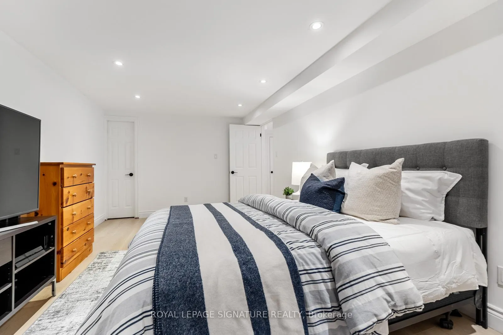 Photo 43 of 51 Tilman Circle, Markham, Markham Village — HOMEH