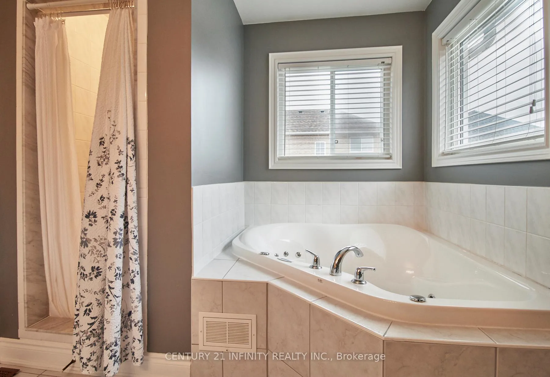 Photo 23 of 1599 Quail Run Drive, Oshawa, Taunton — HOMEH