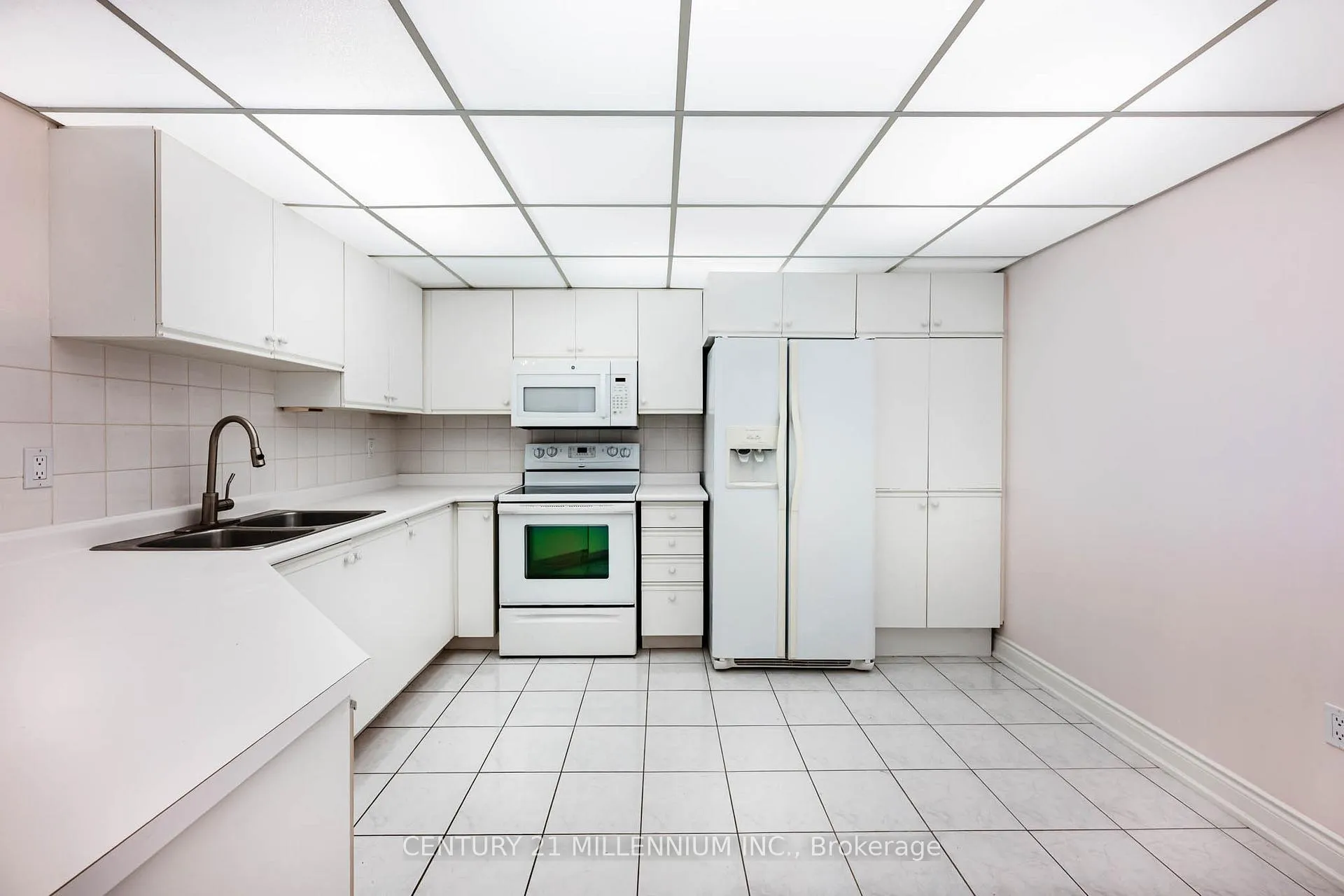 Photo 4 of Unit 1708, 20 Mcfarlane Drive, Halton Hills, Georgetown — HOMEH