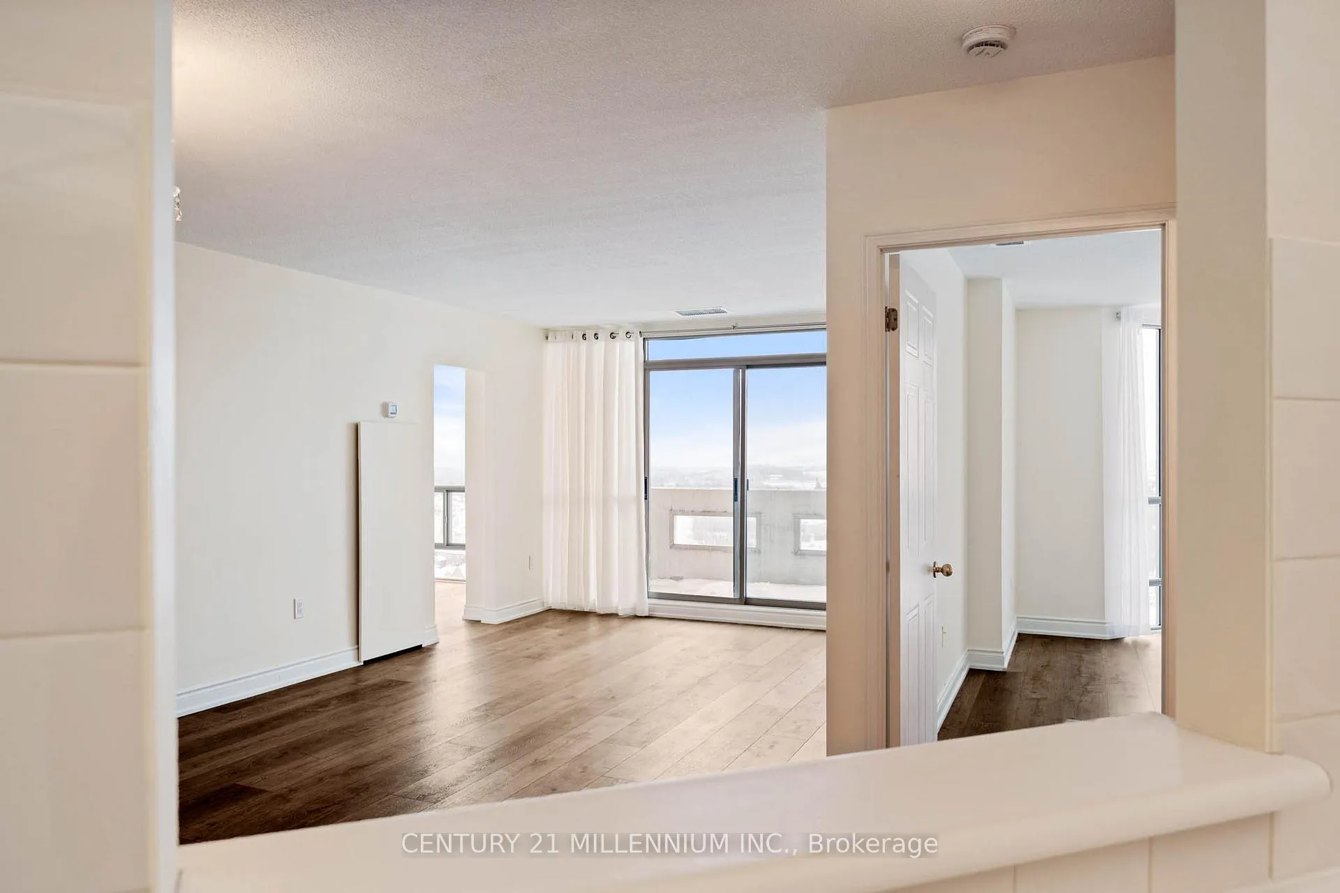 Photo 6 of Unit 1708, 20 Mcfarlane Drive, Halton Hills, Georgetown — HOMEH
