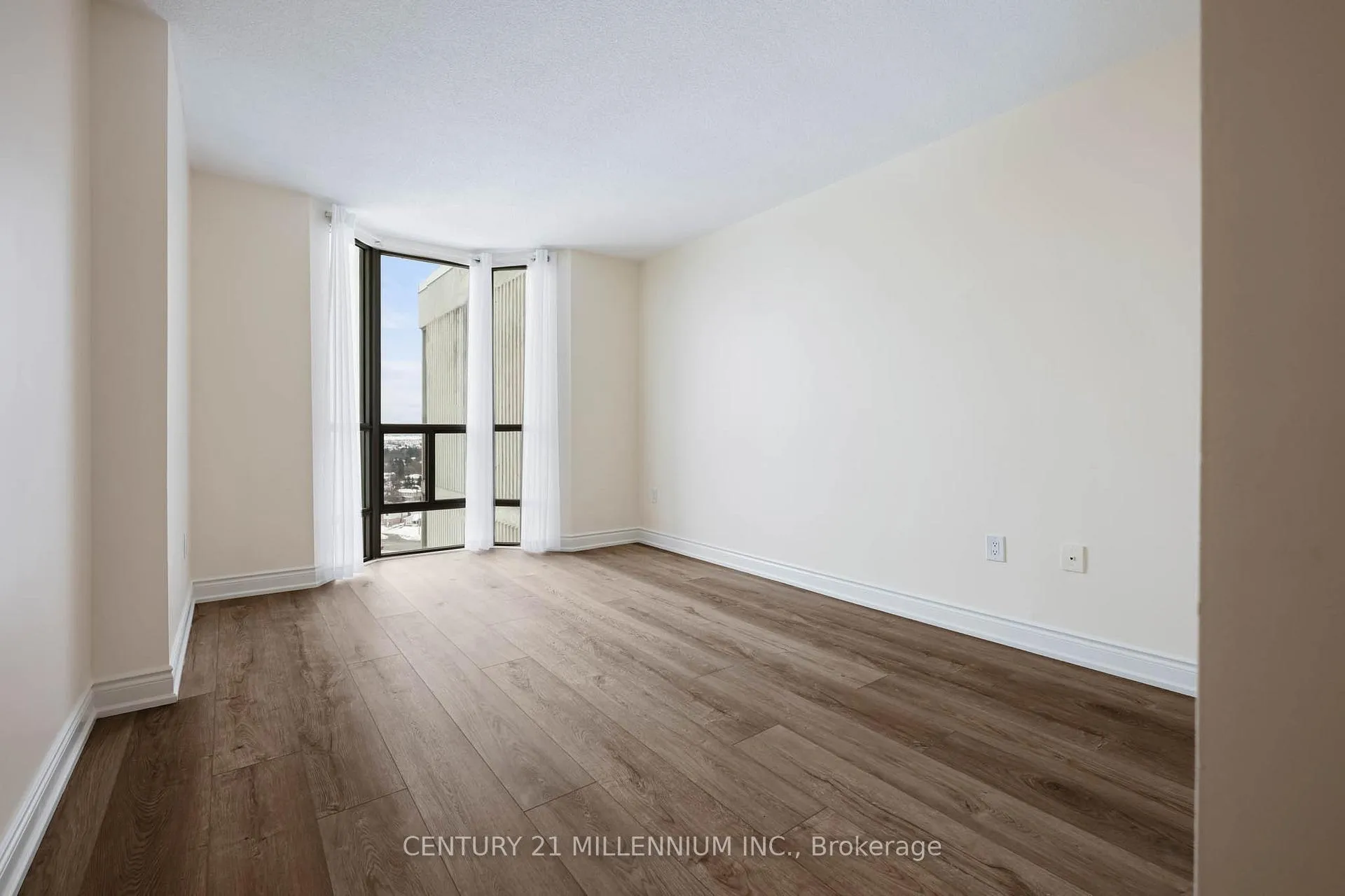 Photo 12 of Unit 1708, 20 Mcfarlane Drive, Halton Hills, Georgetown — HOMEH
