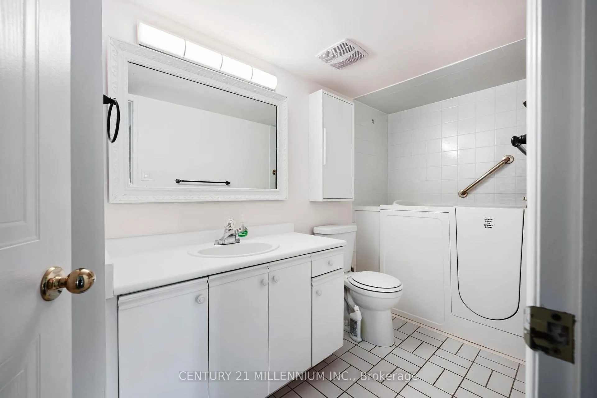 Photo 15 of Unit 1708, 20 Mcfarlane Drive, Halton Hills, Georgetown — HOMEH
