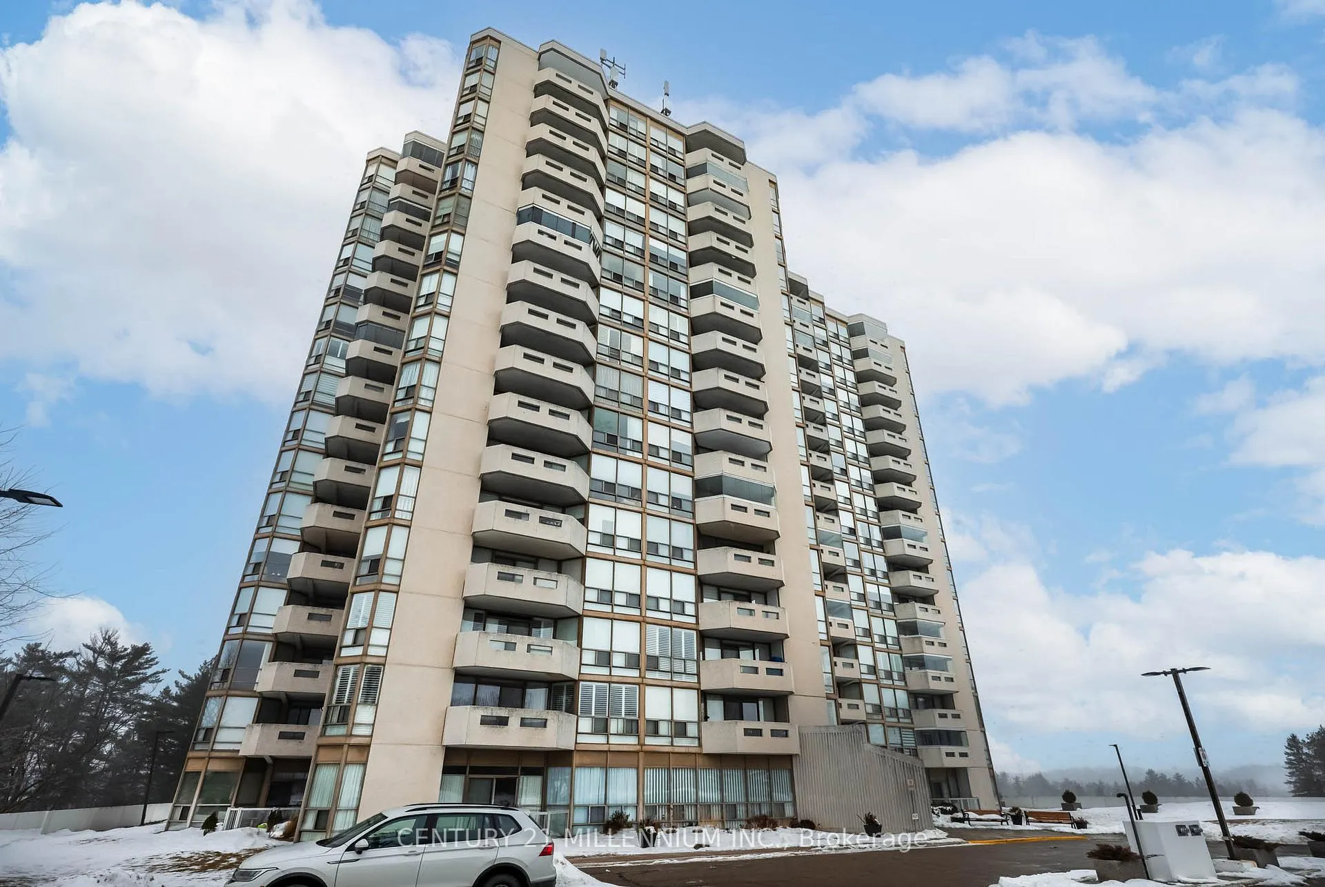 Photo 44 of Unit 1708, 20 Mcfarlane Drive, Halton Hills, Georgetown — HOMEH