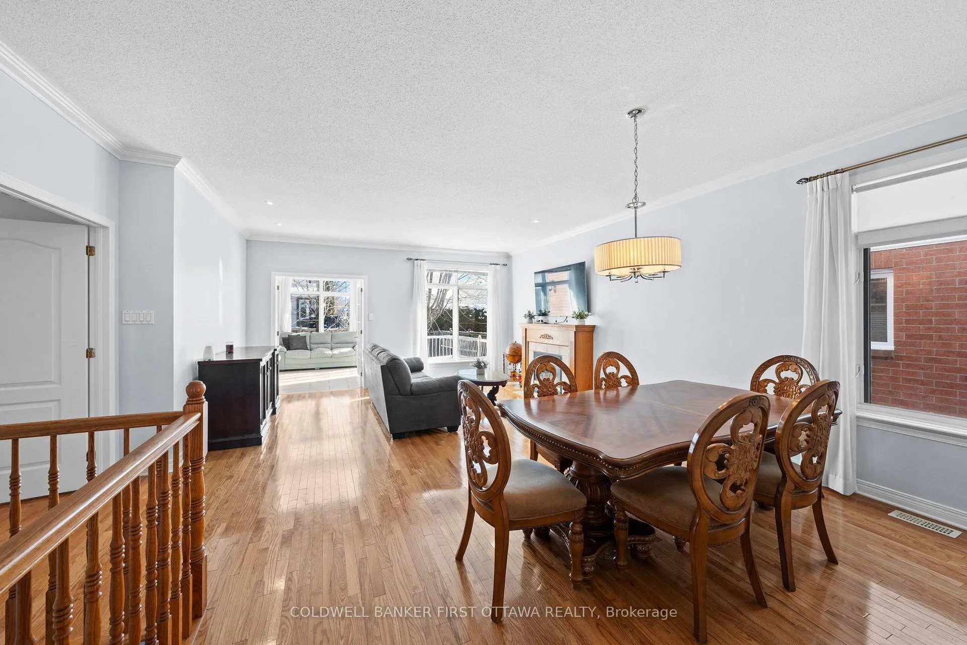 Photo 12 of 4471 Shoreline Drive, Ottawa, Riverside South/Gloucester Glen — HOMEH