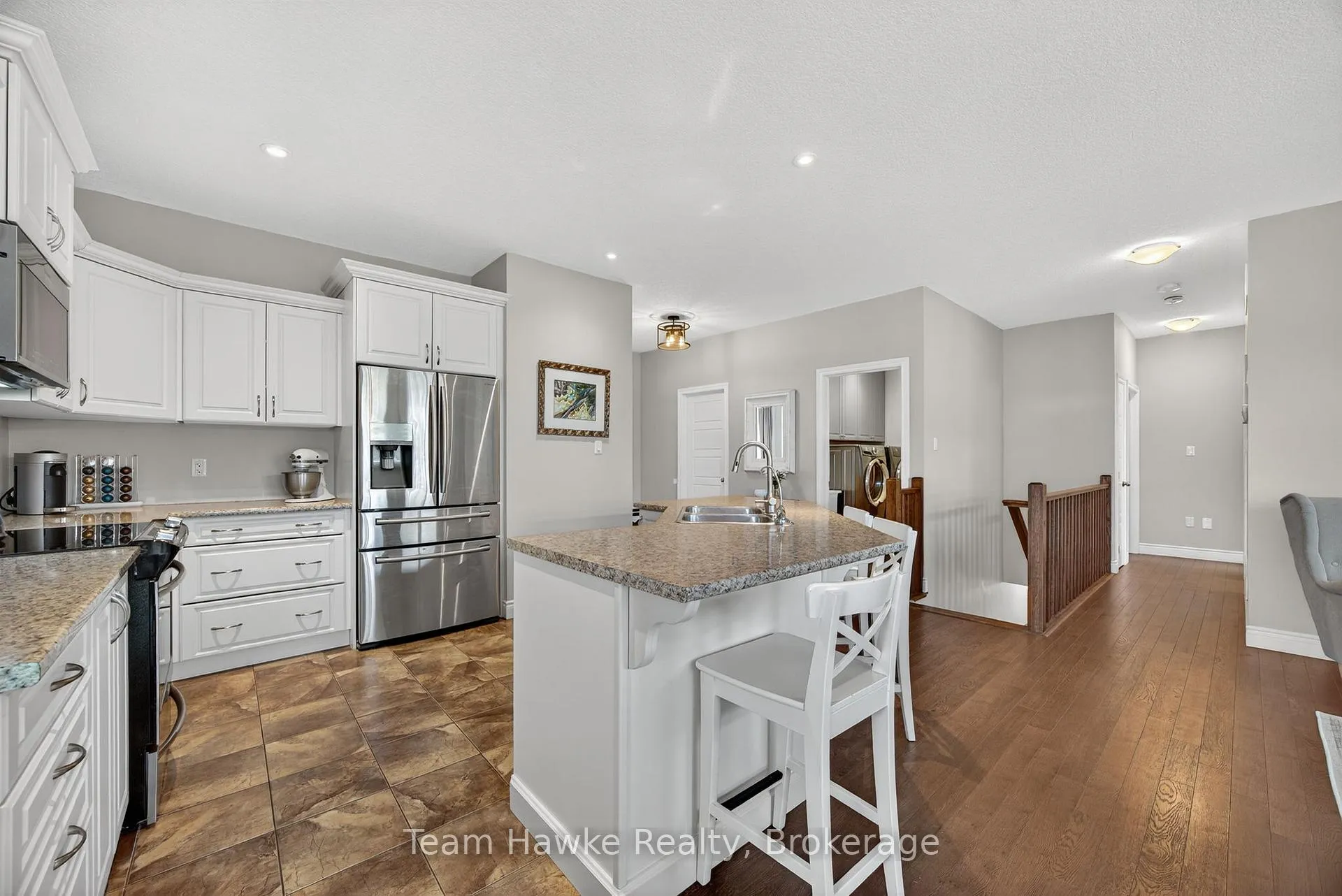 Photo 6 of 26 Sheppard Drive, Tay, Victoria Harbour — HOMEH