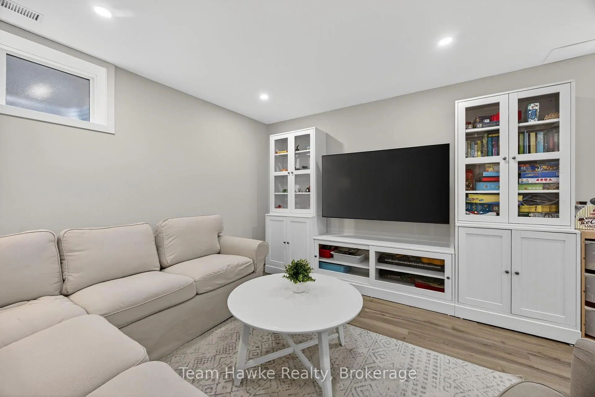 Photo 32 of 26 Sheppard Drive, Tay, Victoria Harbour — HOMEH