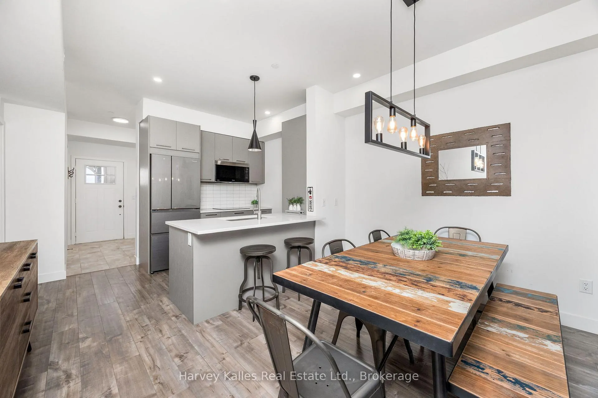 Photo 10 of Unit 103, 16 Beckwith Lane, Blue Mountains — HOMEH