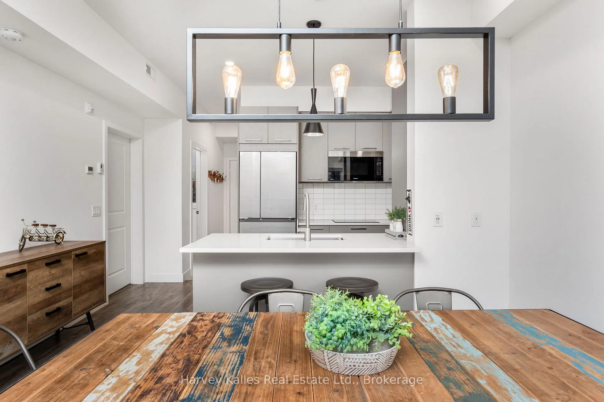 Photo 16 of Unit 103, 16 Beckwith Lane, Blue Mountains — HOMEH