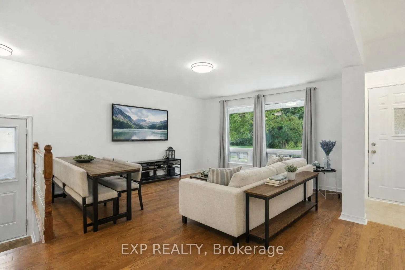 Photo 3 of 1419 Second Street W, Cornwall, Cornwall — HOMEH