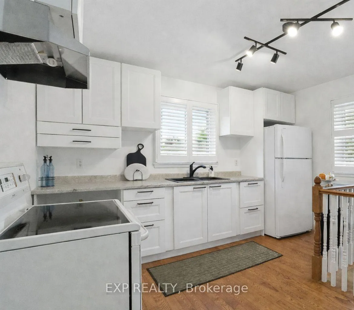 Photo 6 of 1419 Second Street W, Cornwall, Cornwall — HOMEH