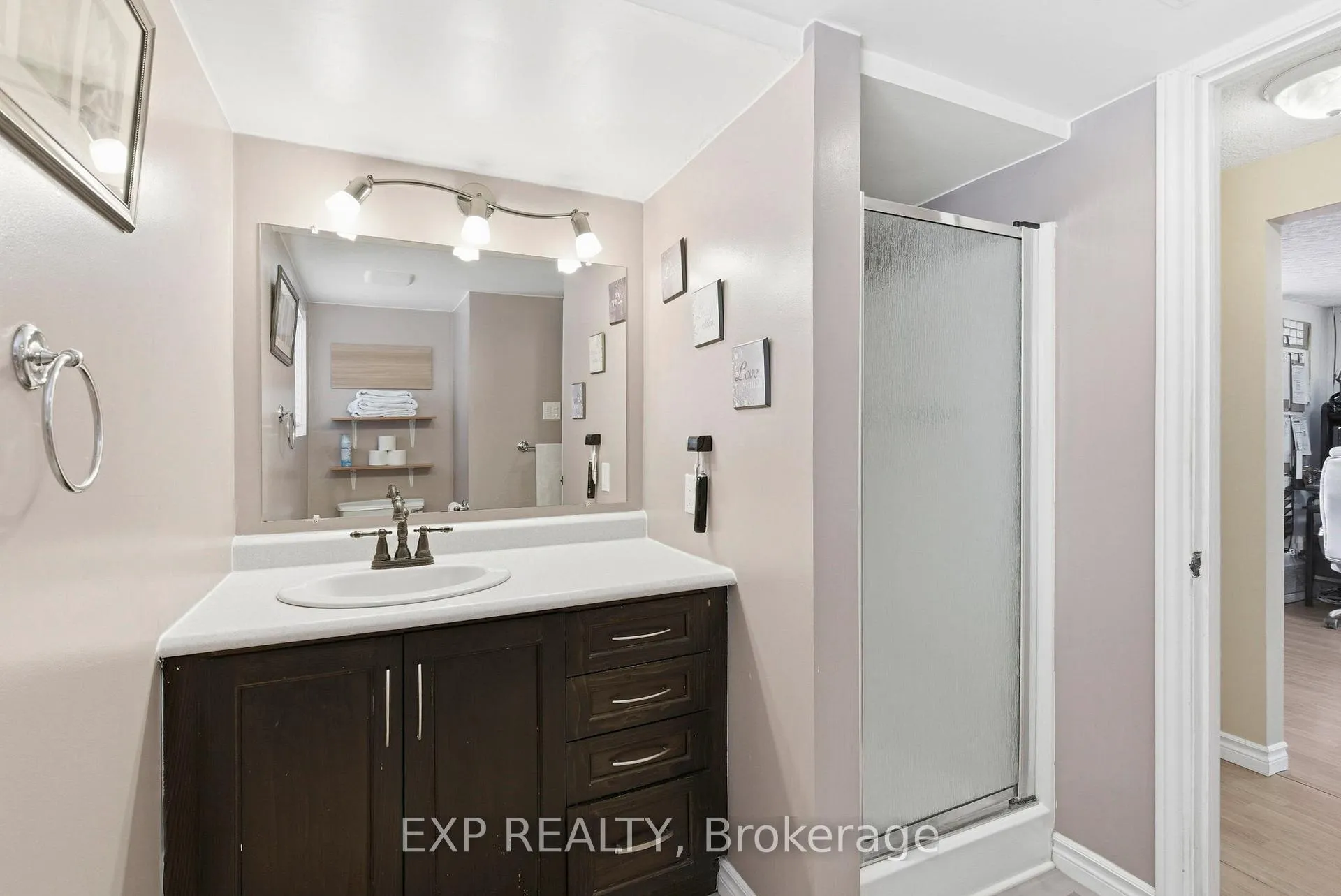 Photo 12 of 735 Montcalm Court, Cornwall — HOMEH