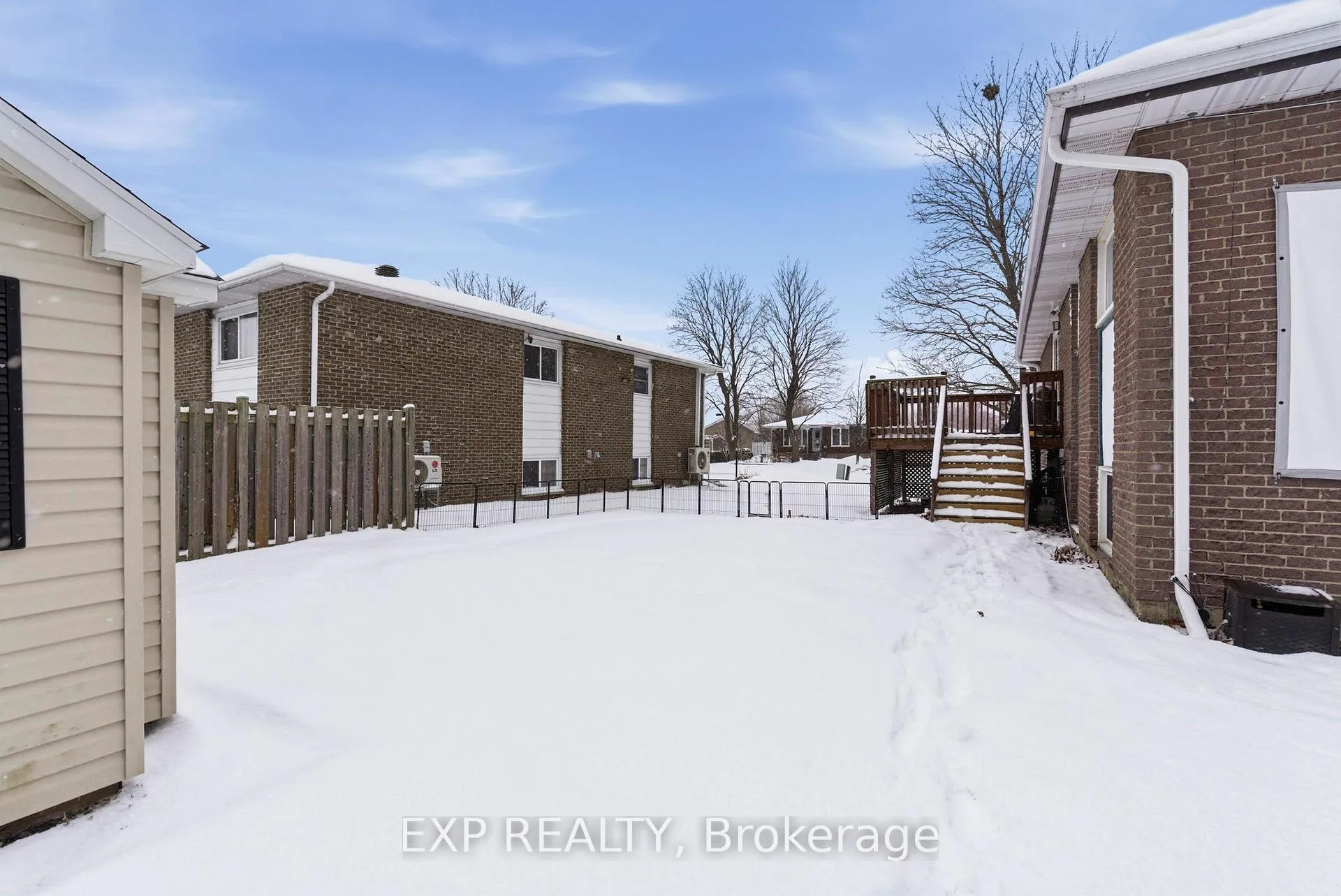 Photo 16 of 735 Montcalm Court, Cornwall — HOMEH