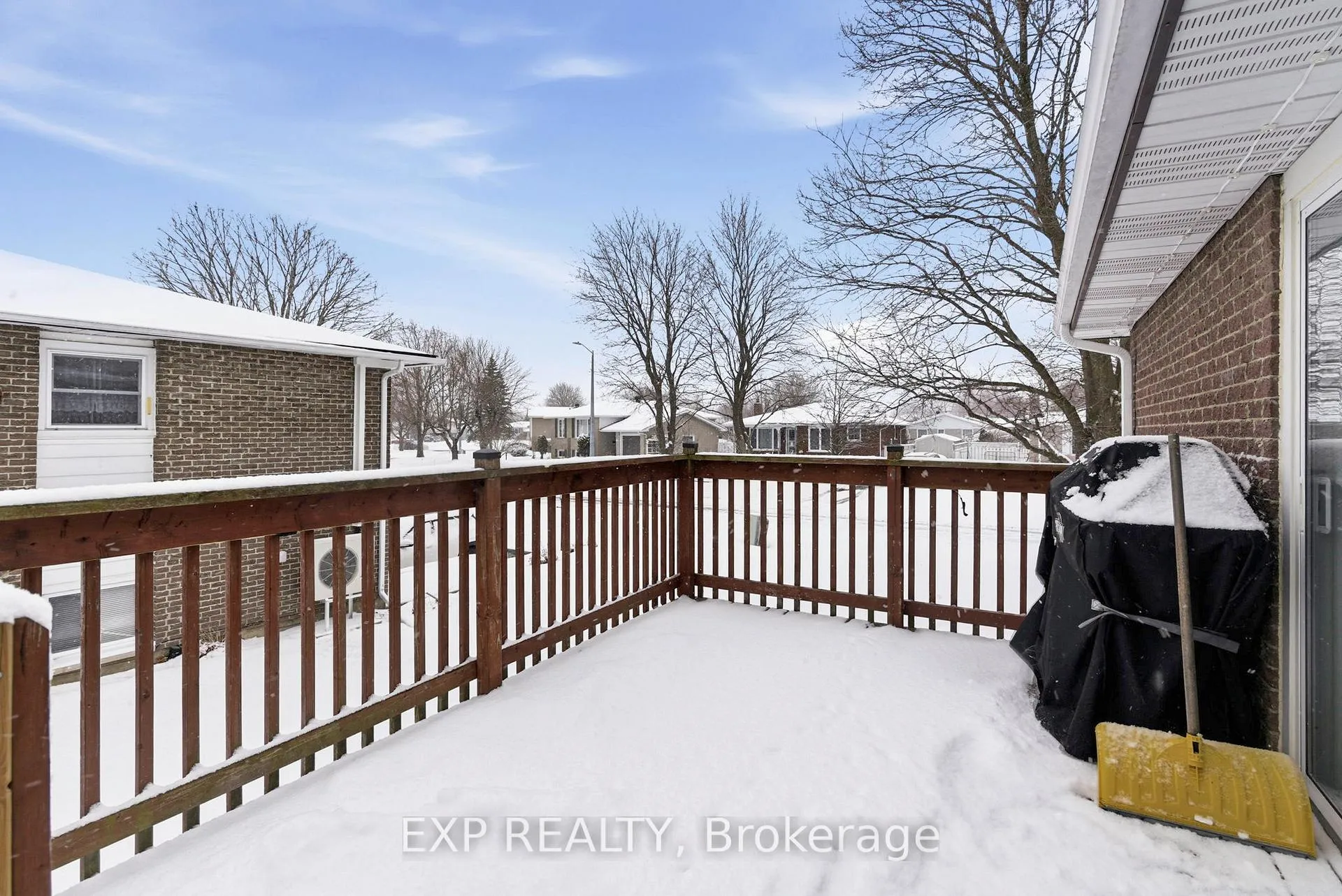 Photo 18 of 735 Montcalm Court, Cornwall — HOMEH