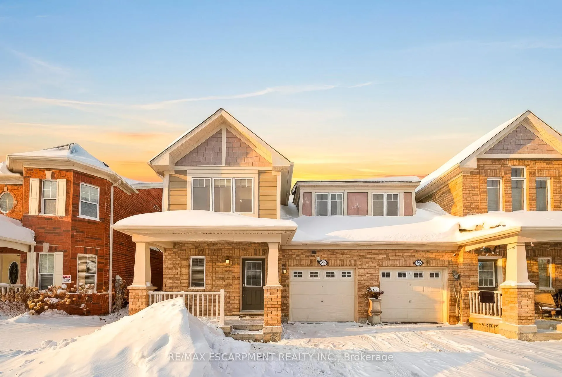 Photo 1 of 911 Zelinsky Crescent, Milton, Coates — HOMEH