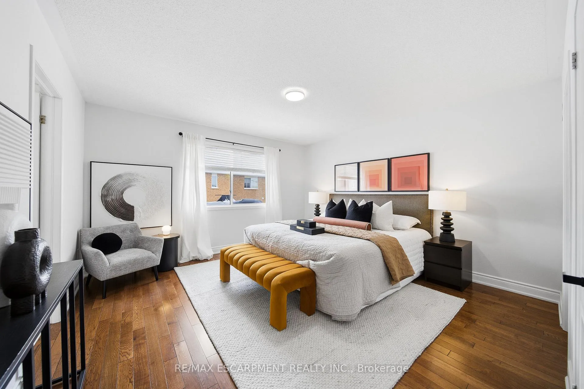 Photo 37 of 911 Zelinsky Crescent, Milton, Coates — HOMEH