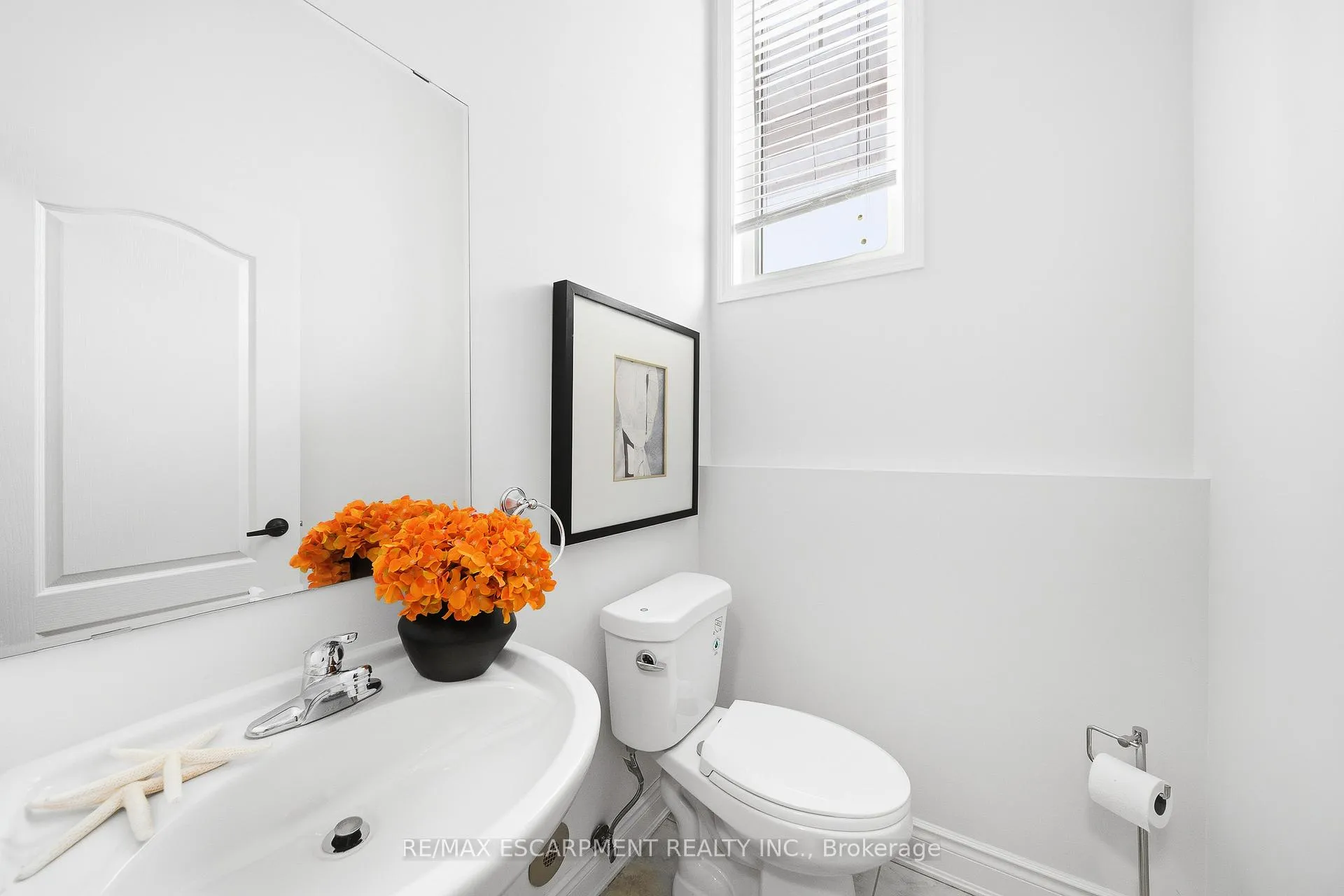 Photo 43 of 911 Zelinsky Crescent, Milton, Coates — HOMEH