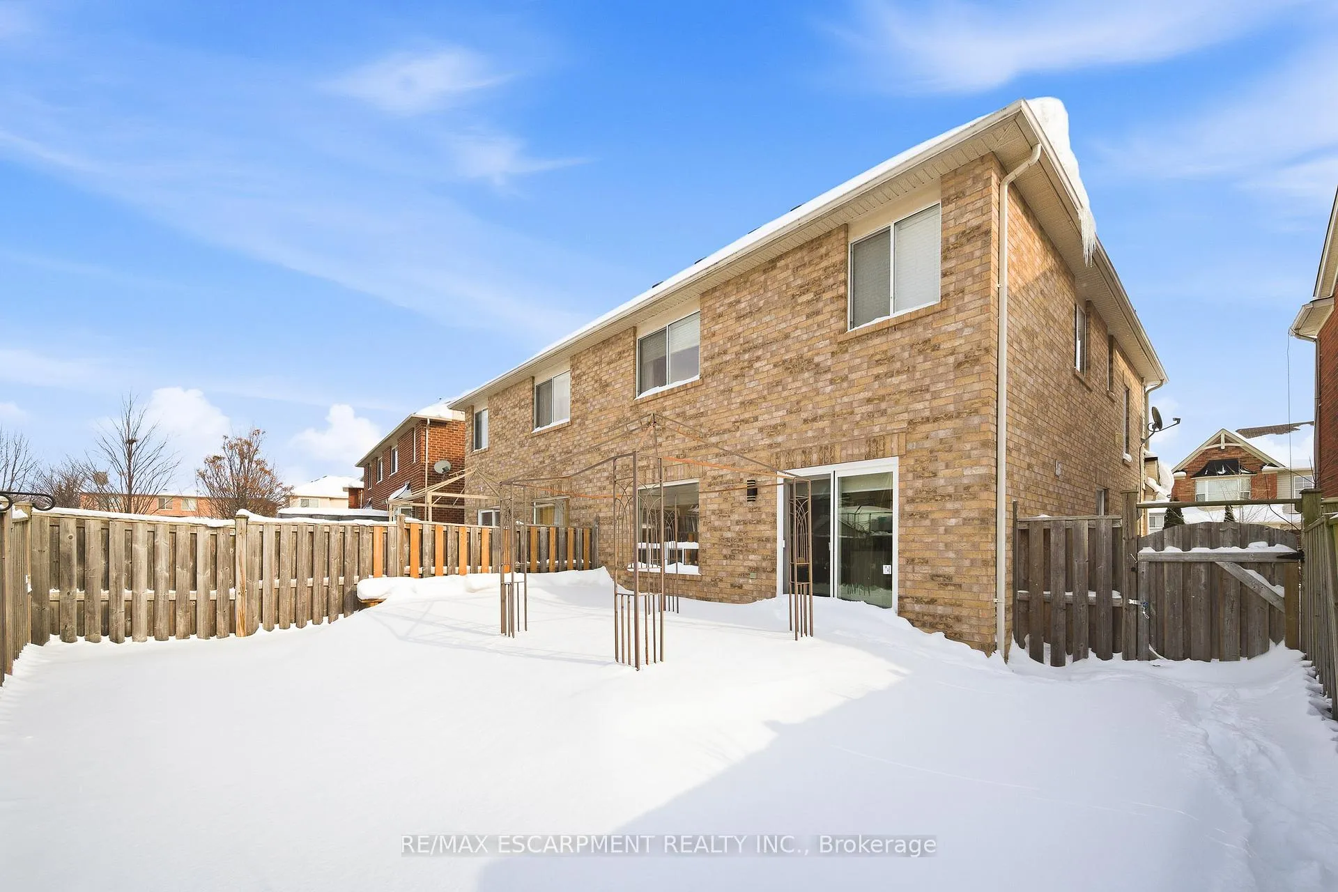 Photo 45 of 911 Zelinsky Crescent, Milton, Coates — HOMEH