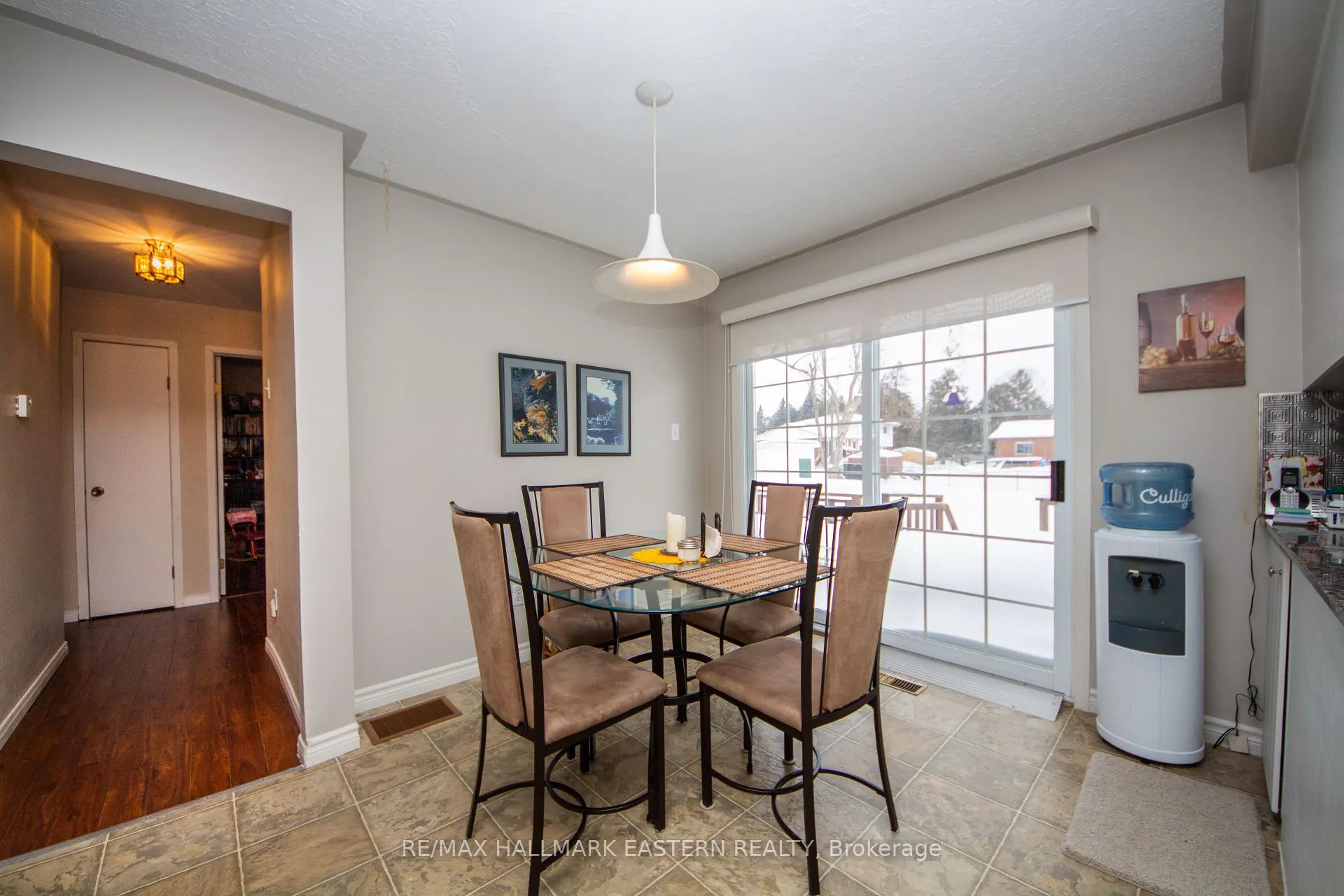 Photo 6 of 664 Deerfield Crescent, Selwyn — HOMEH