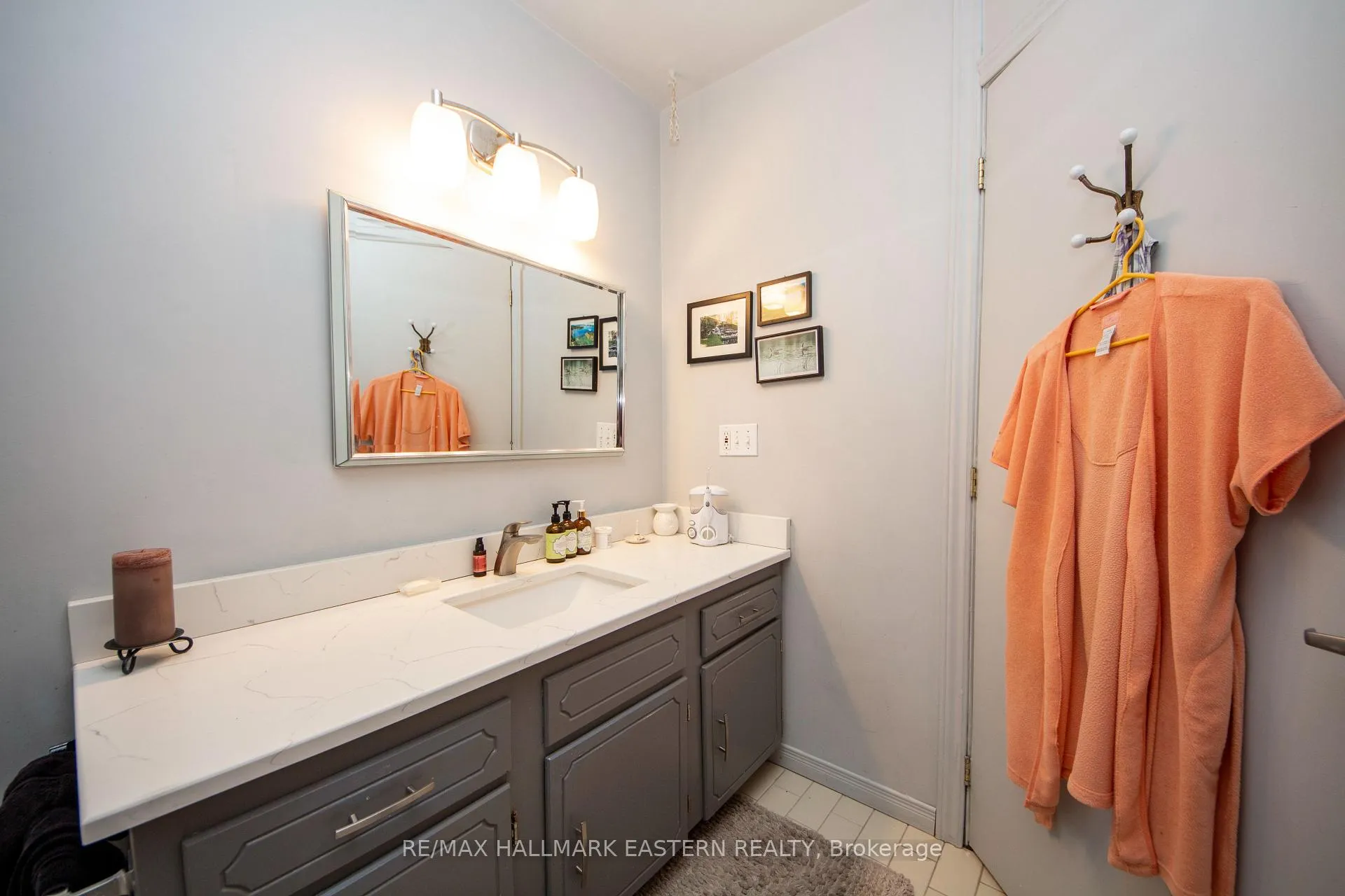 Photo 13 of 664 Deerfield Crescent, Selwyn — HOMEH