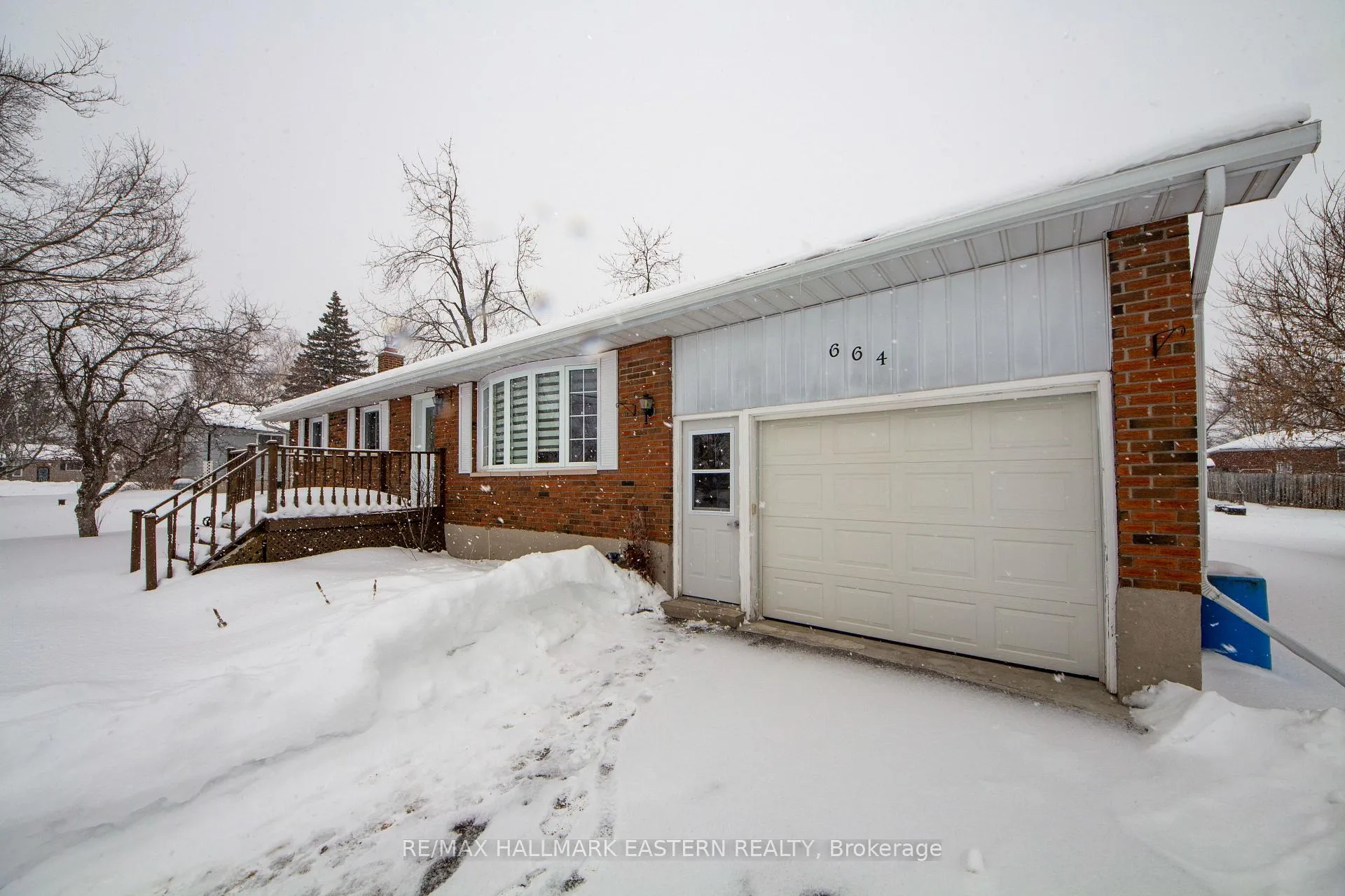 Photo 34 of 664 Deerfield Crescent, Selwyn — HOMEH