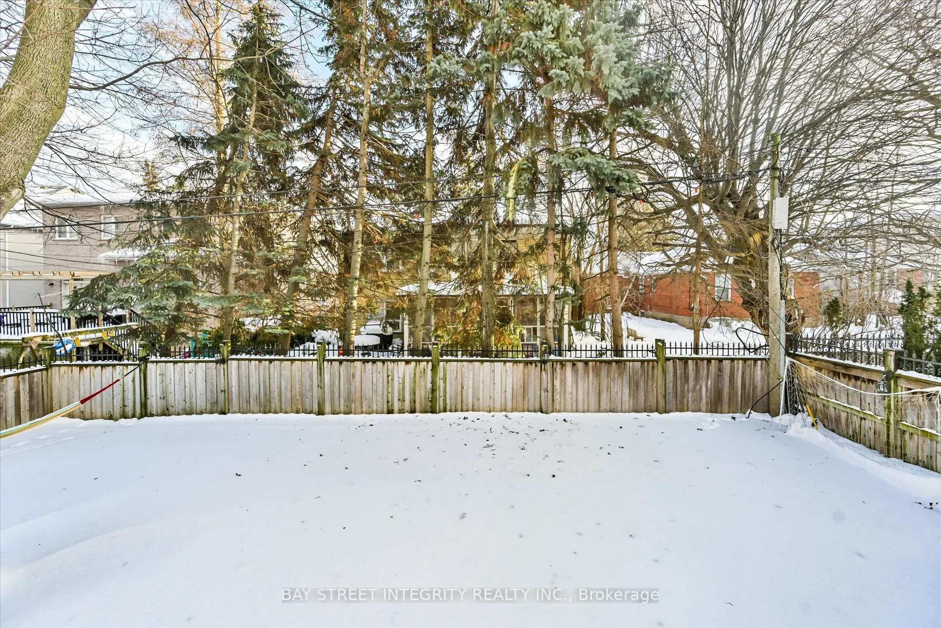 Photo 50 of 121 Caribou Road, Toronto, Bedford Park-Nortown — HOMEH
