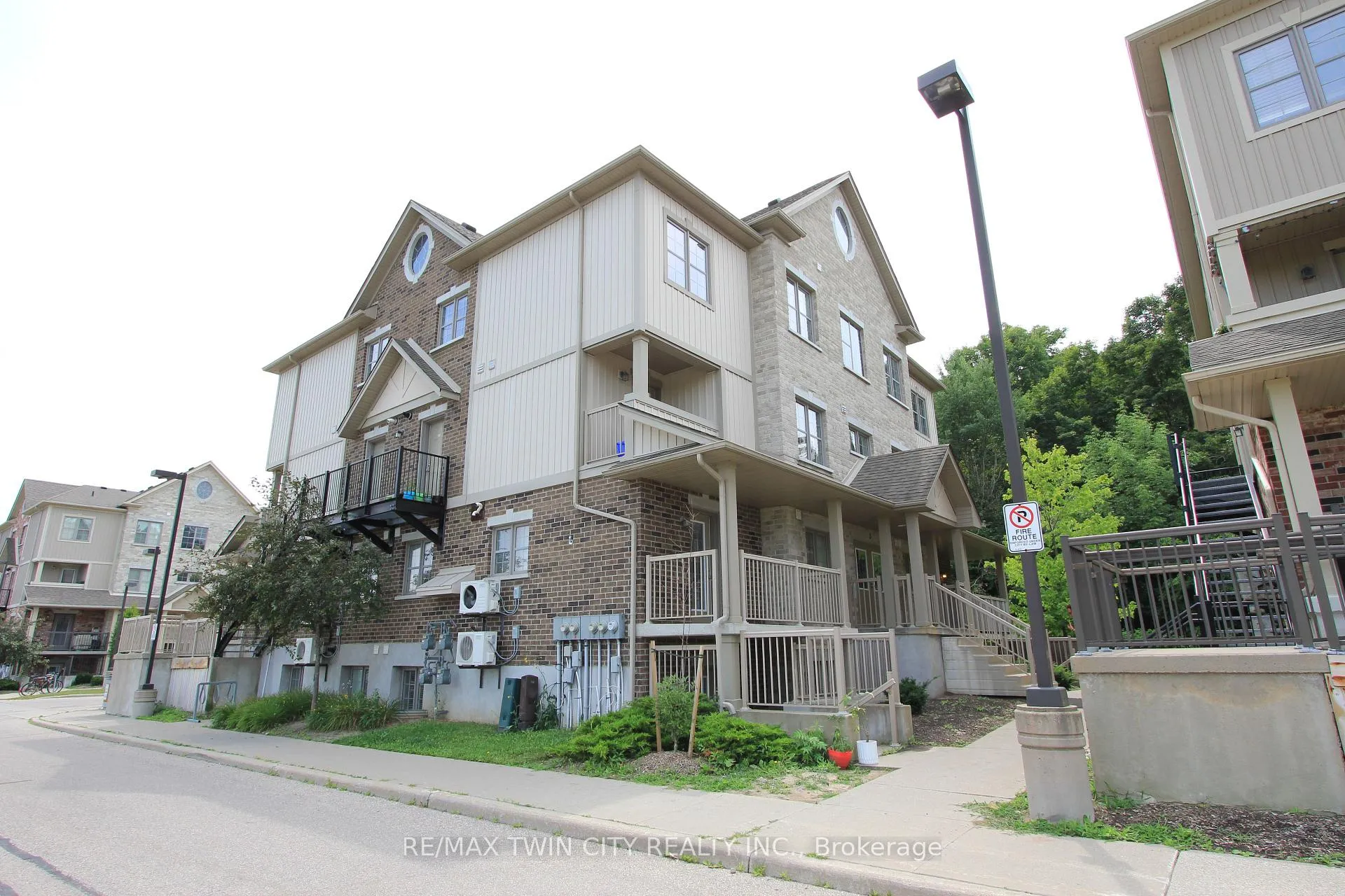 Photo 1 of Unit 3E, 255 Maitland Street, Kitchener — HOMEH
