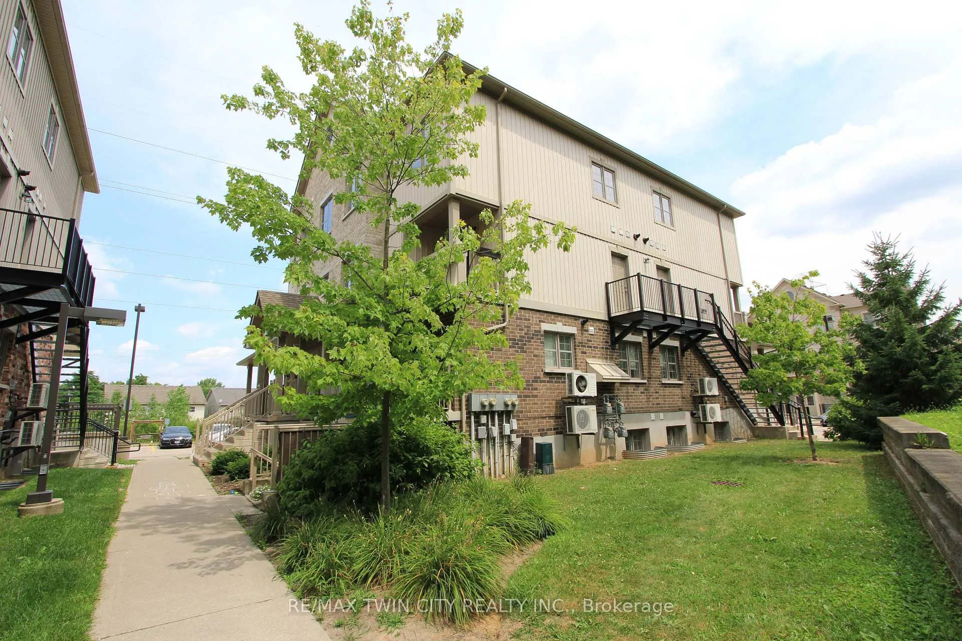 Photo 7 of Unit 3E, 255 Maitland Street, Kitchener — HOMEH