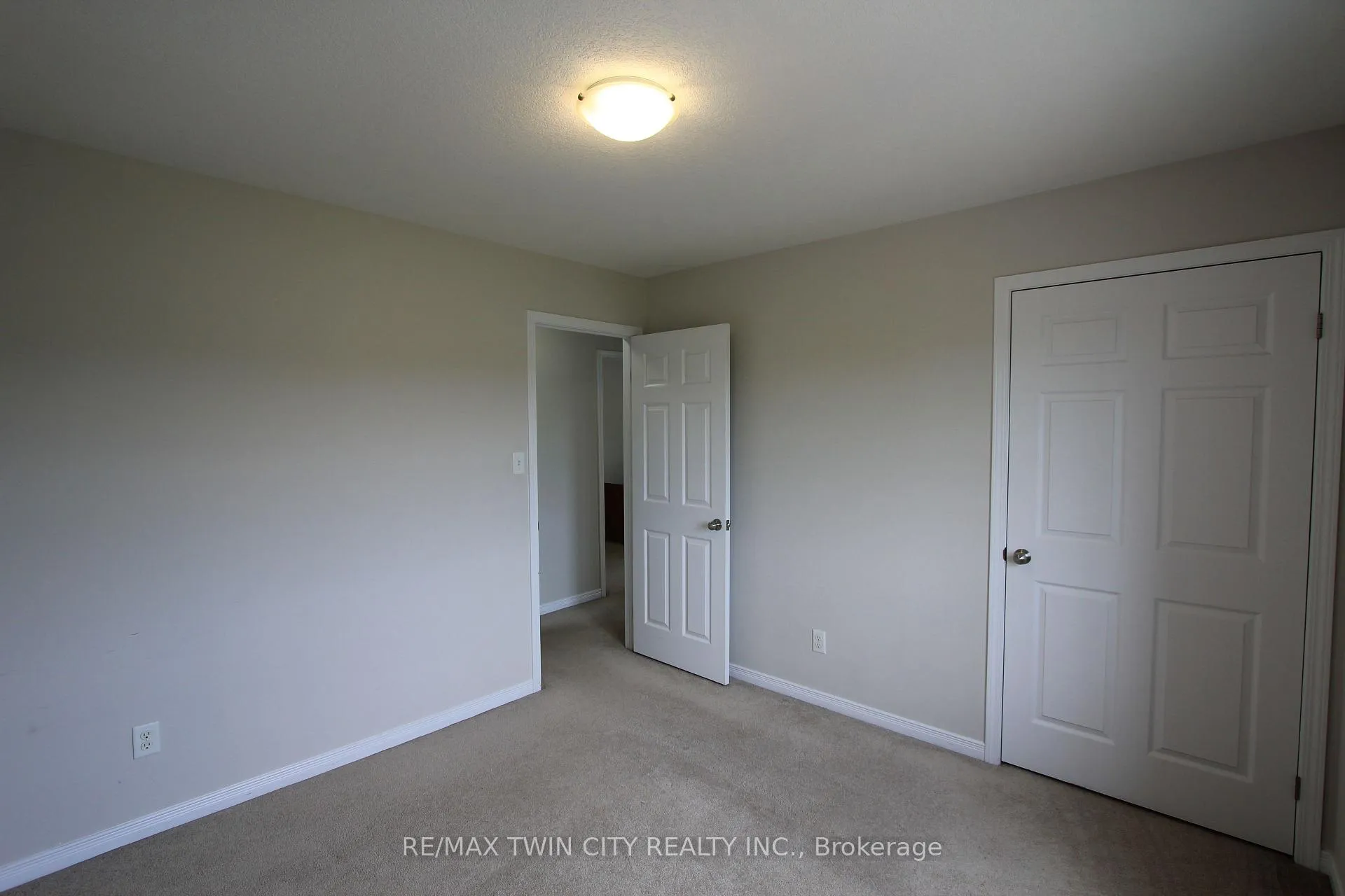 Photo 23 of Unit 3E, 255 Maitland Street, Kitchener — HOMEH