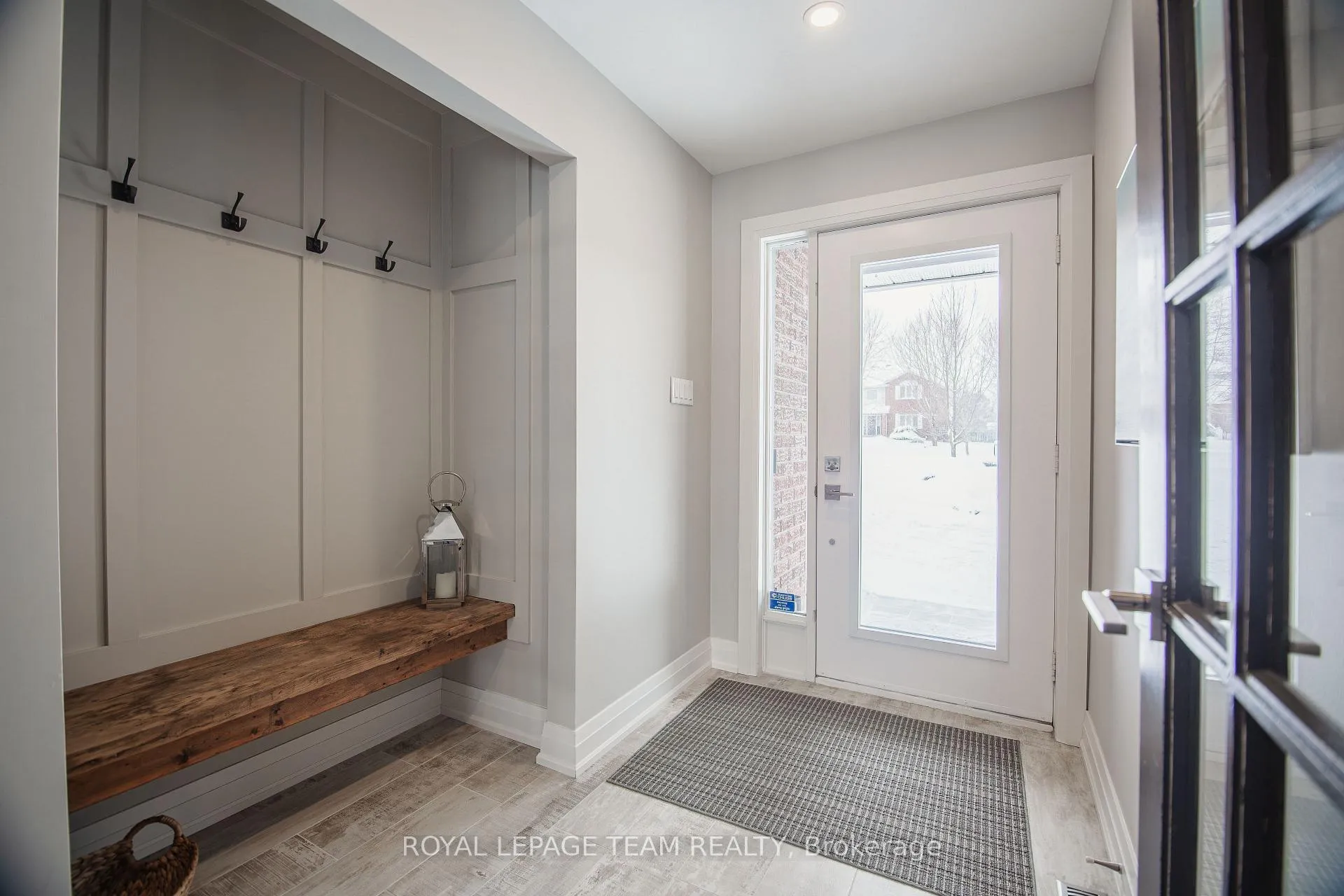 Photo 5 of 1085 Lena Avenue, Ottawa, Manotick Long Island & Nicholls Island — HOMEH