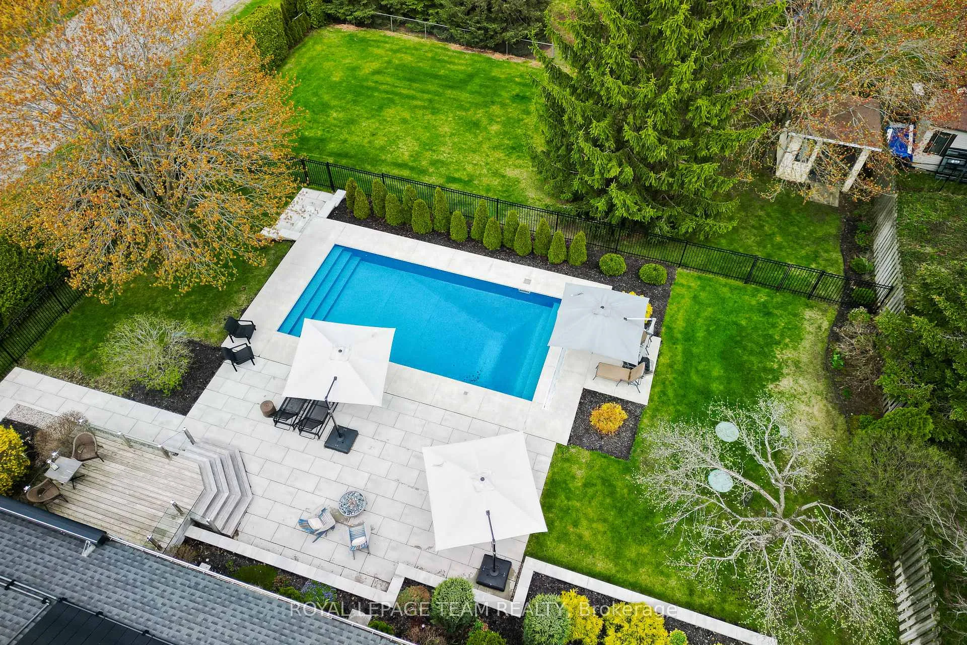 Photo 39 of 1085 Lena Avenue, Ottawa, Manotick Long Island & Nicholls Island — HOMEH