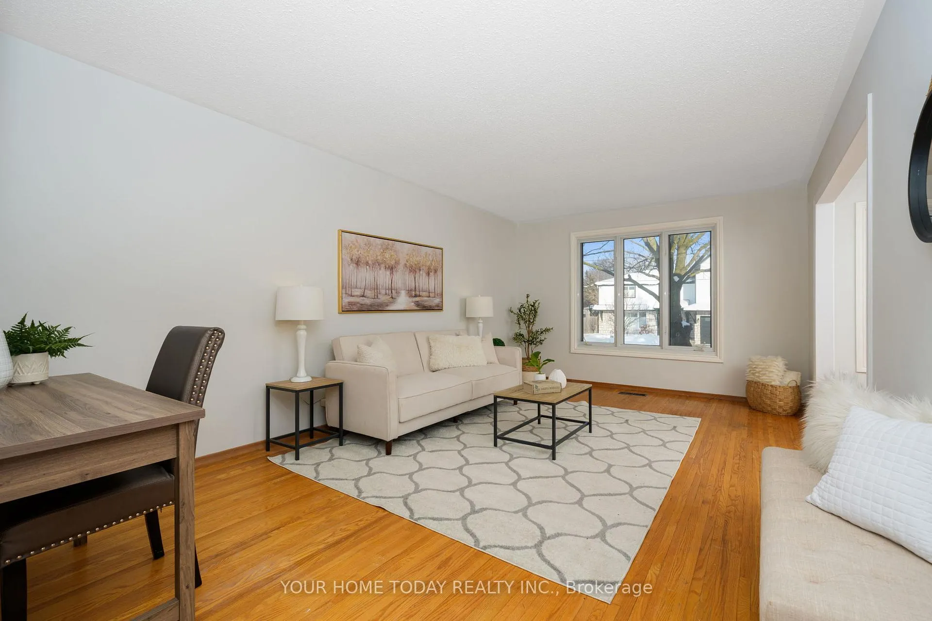 Photo 6 of 26 Fagan Drive, Halton Hills, Georgetown — HOMEH