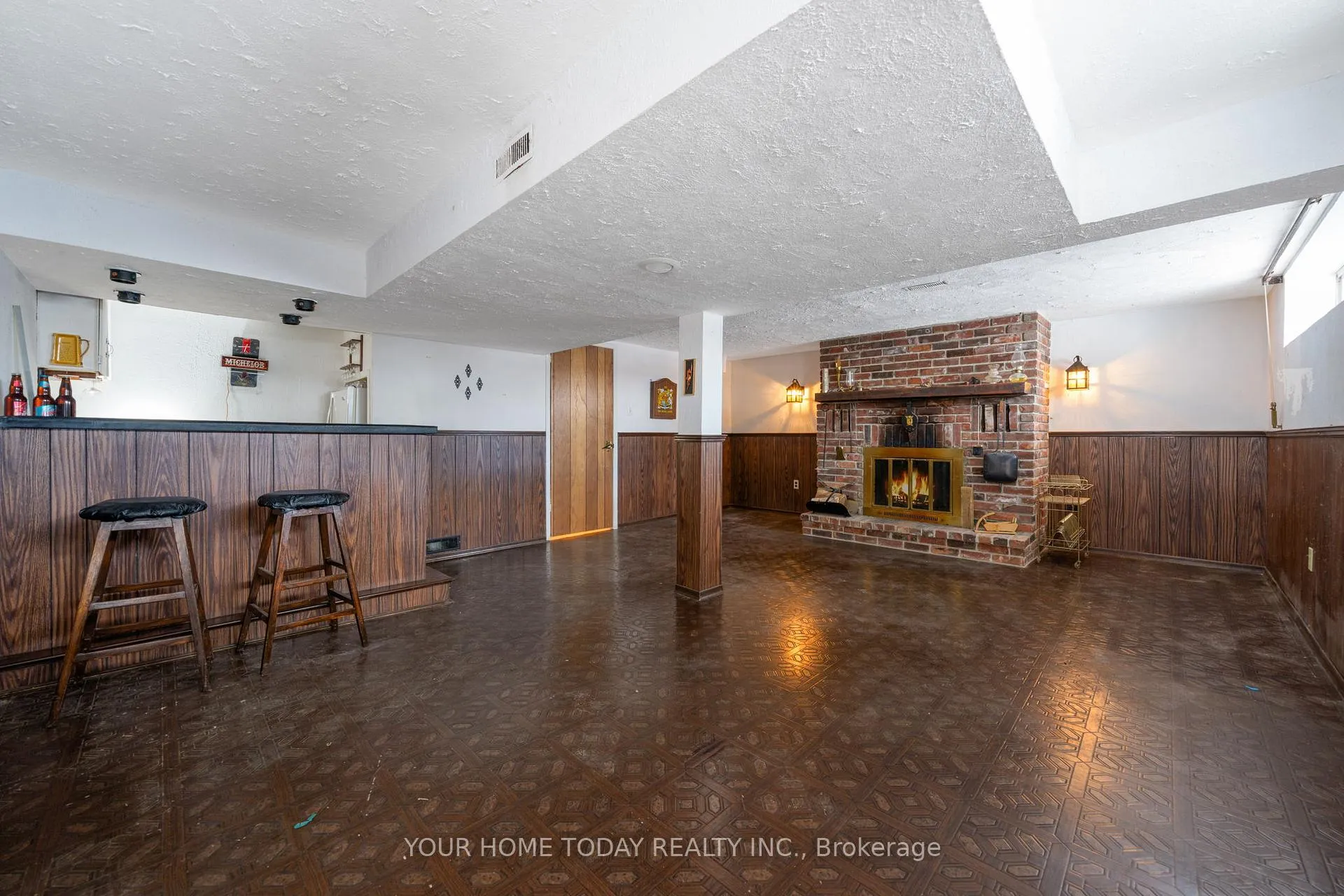 Photo 28 of 26 Fagan Drive, Halton Hills, Georgetown — HOMEH