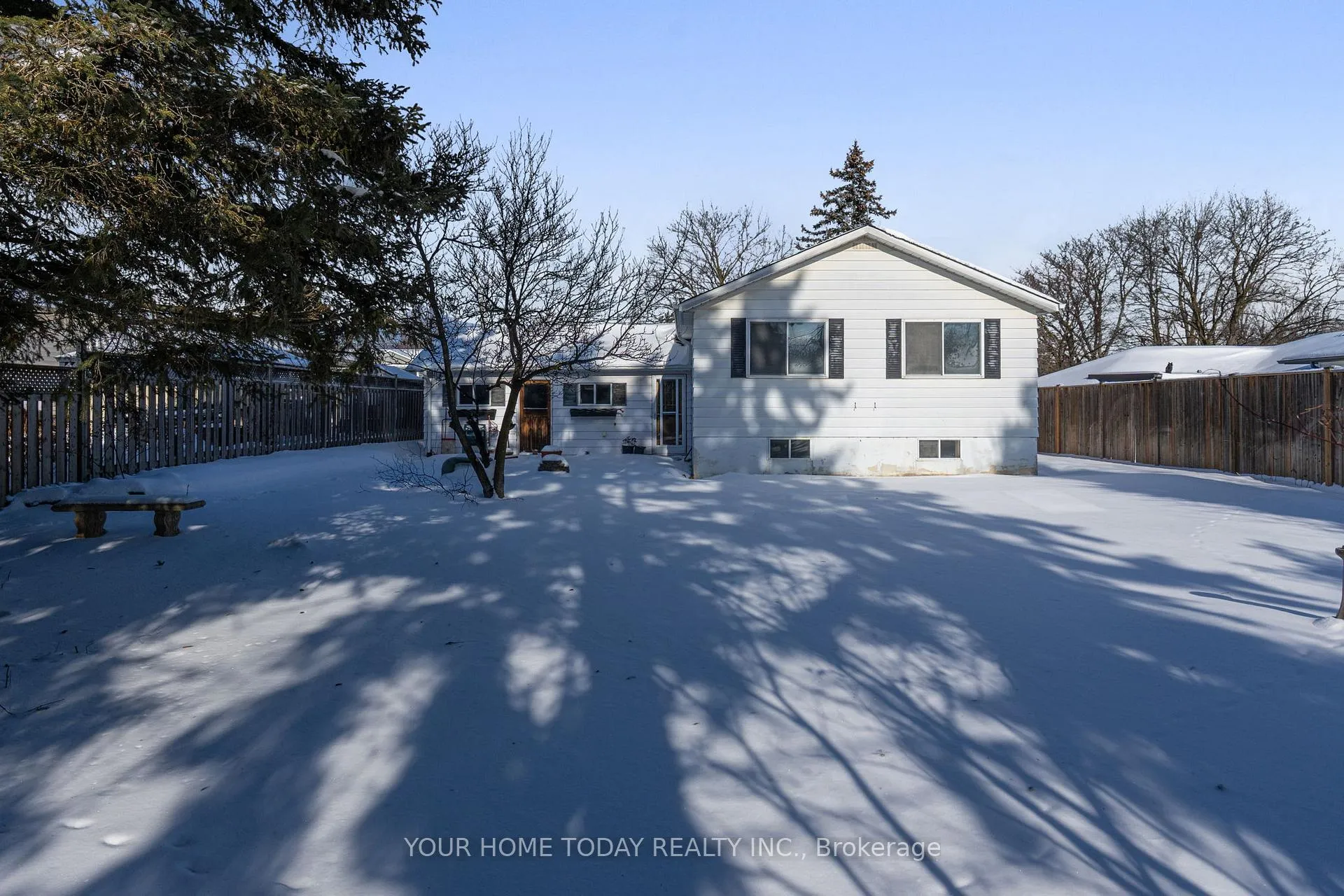 Photo 34 of 26 Fagan Drive, Halton Hills, Georgetown — HOMEH