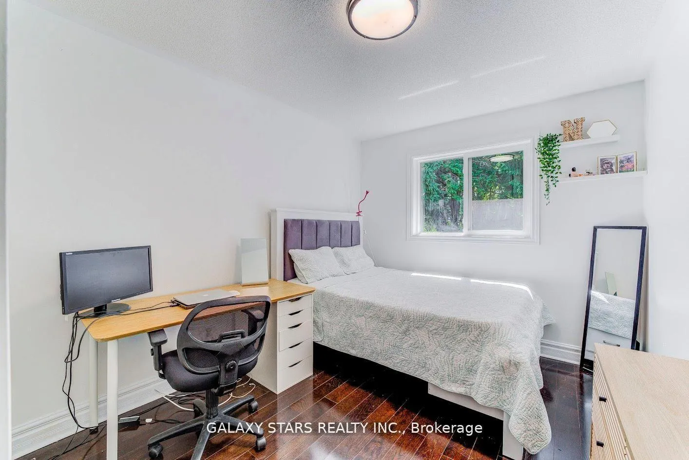 Photo 12 of 45 Booth Crescent, Ajax, Central — HOMEH