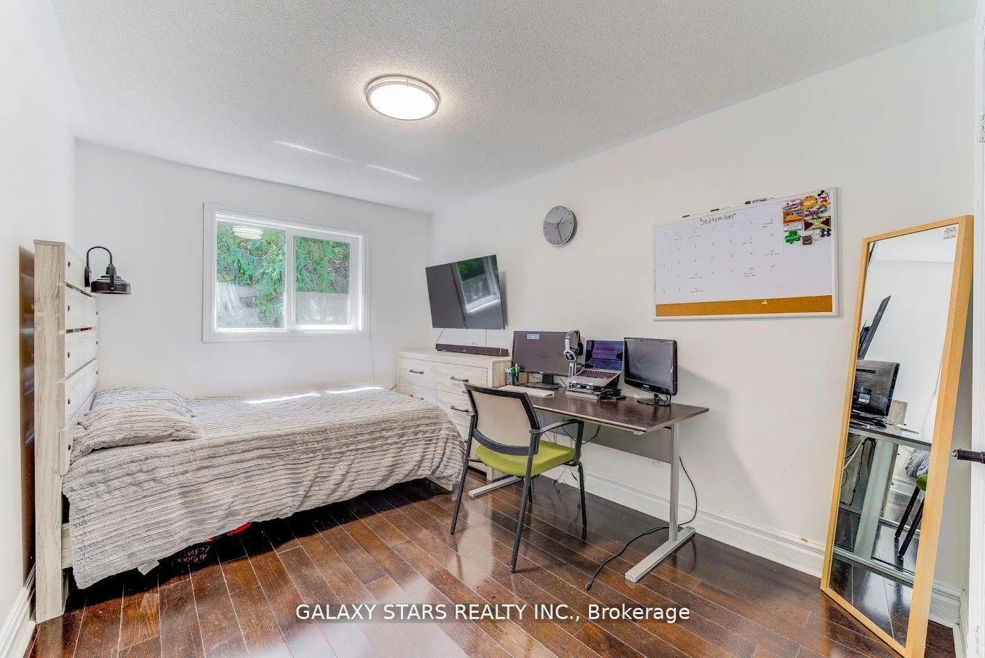 Photo 14 of 45 Booth Crescent, Ajax, Central — HOMEH