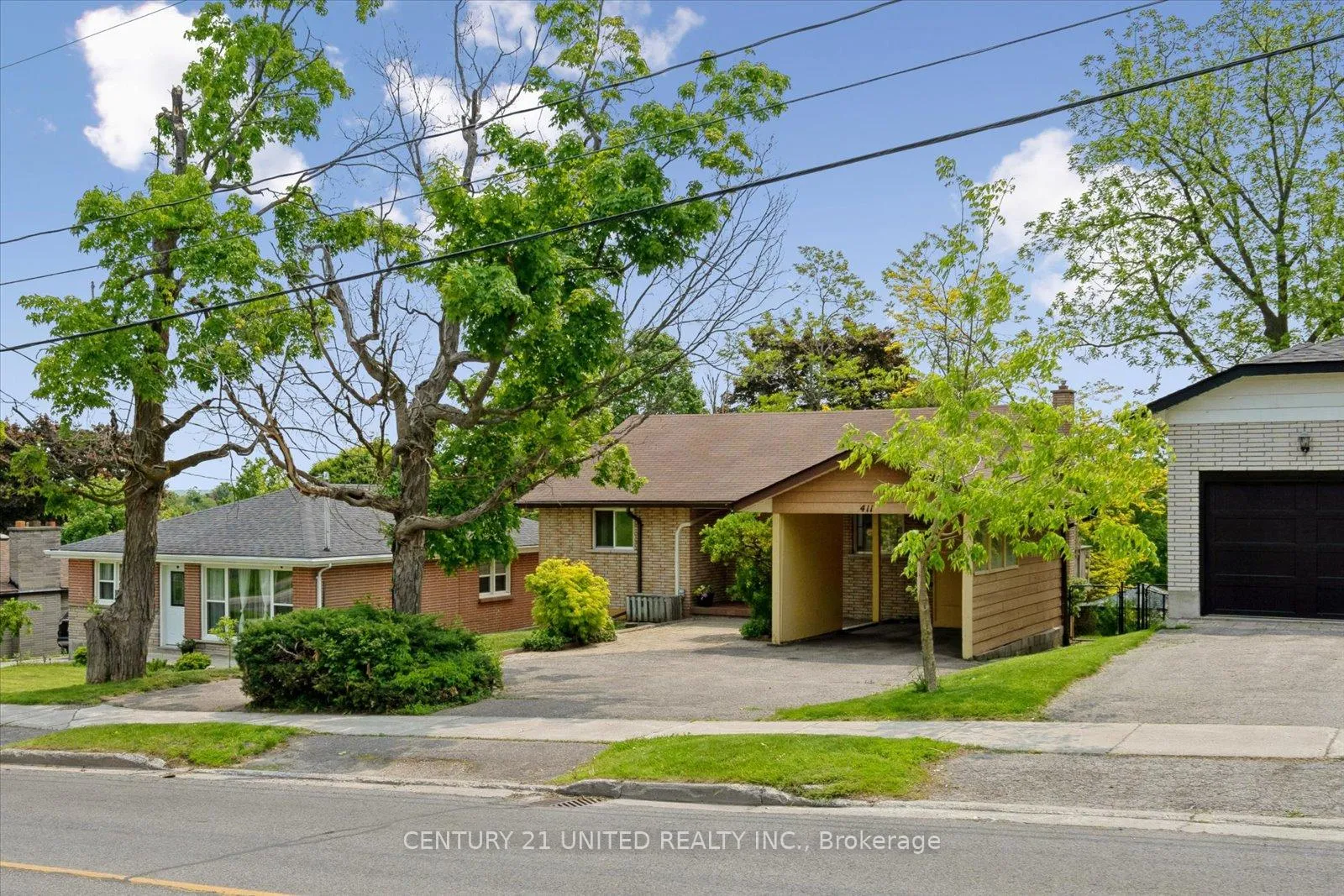 Photo 4 of 411 Highland Road, Peterborough, Northcrest Ward 5 — HOMEH