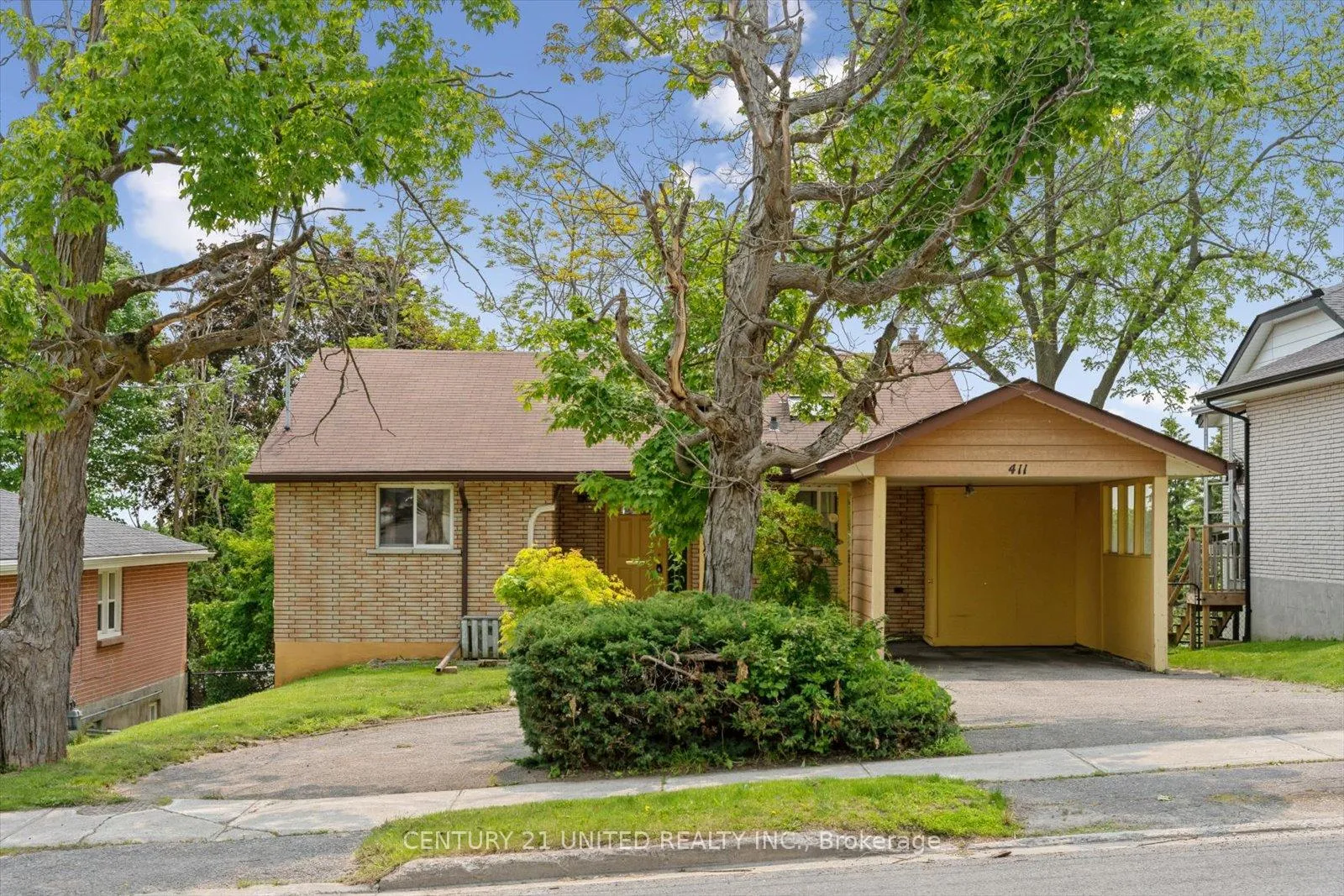Photo 7 of 411 Highland Road, Peterborough, Northcrest Ward 5 — HOMEH