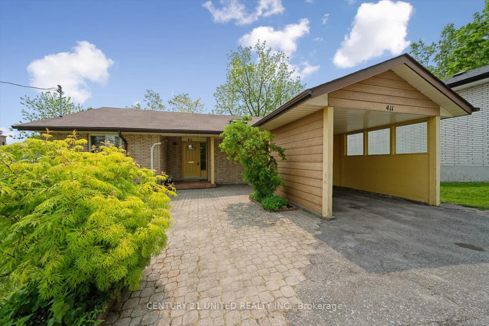 Photo 9 of 411 Highland Road, Peterborough, Northcrest Ward 5 — HOMEH