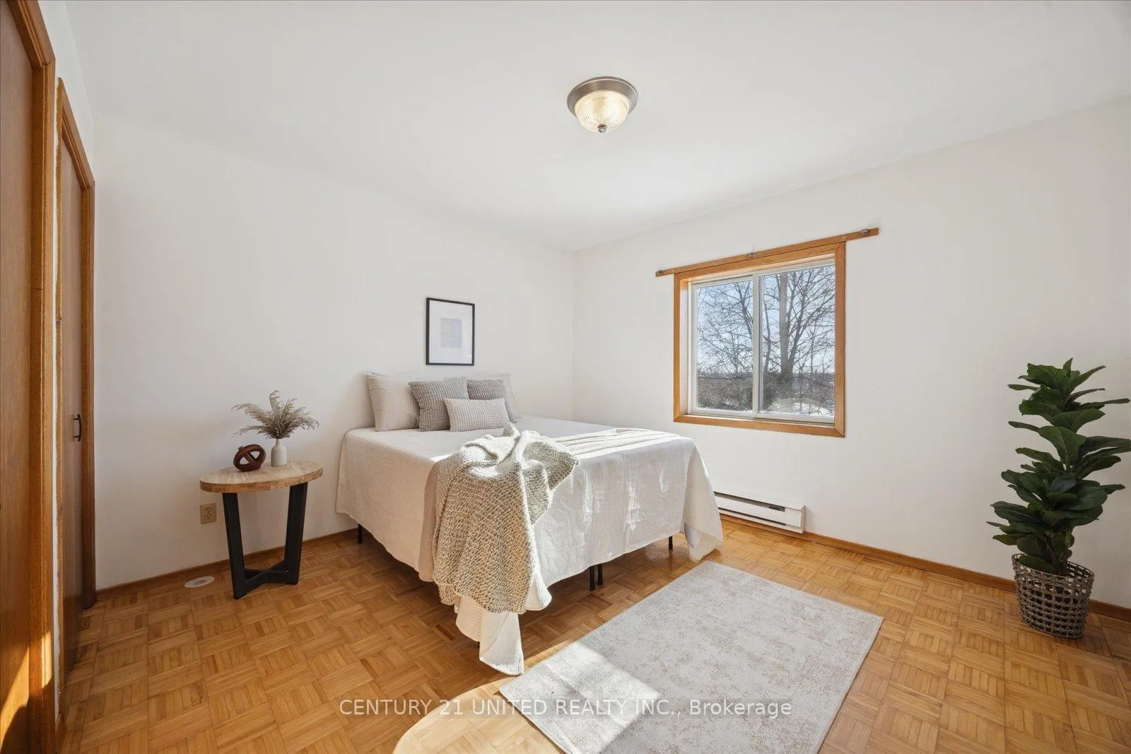 Photo 25 of 411 Highland Road, Peterborough, Northcrest Ward 5 — HOMEH