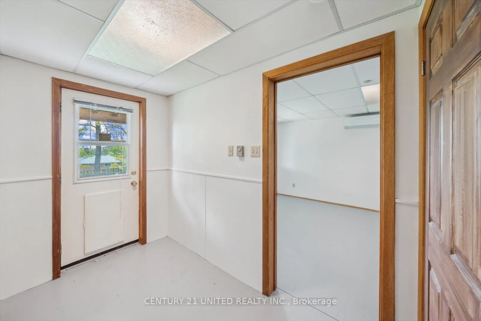 Photo 31 of 411 Highland Road, Peterborough, Northcrest Ward 5 — HOMEH