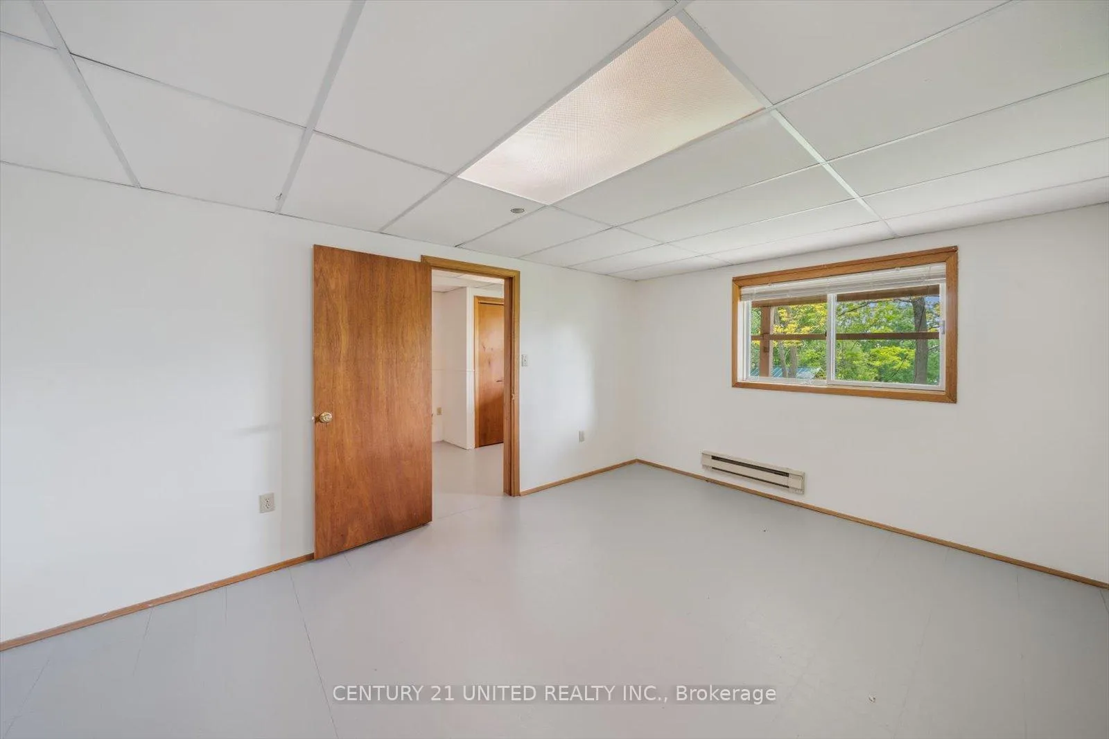 Photo 34 of 411 Highland Road, Peterborough, Northcrest Ward 5 — HOMEH