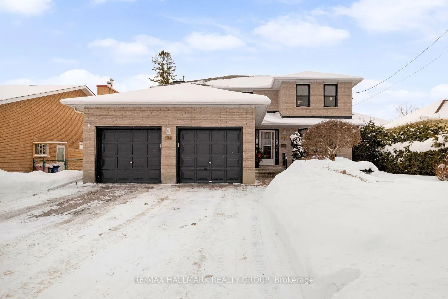 Photo 1 of 944 Greenbriar Avenue, Ottawa, Carleton Heights — HOMEH