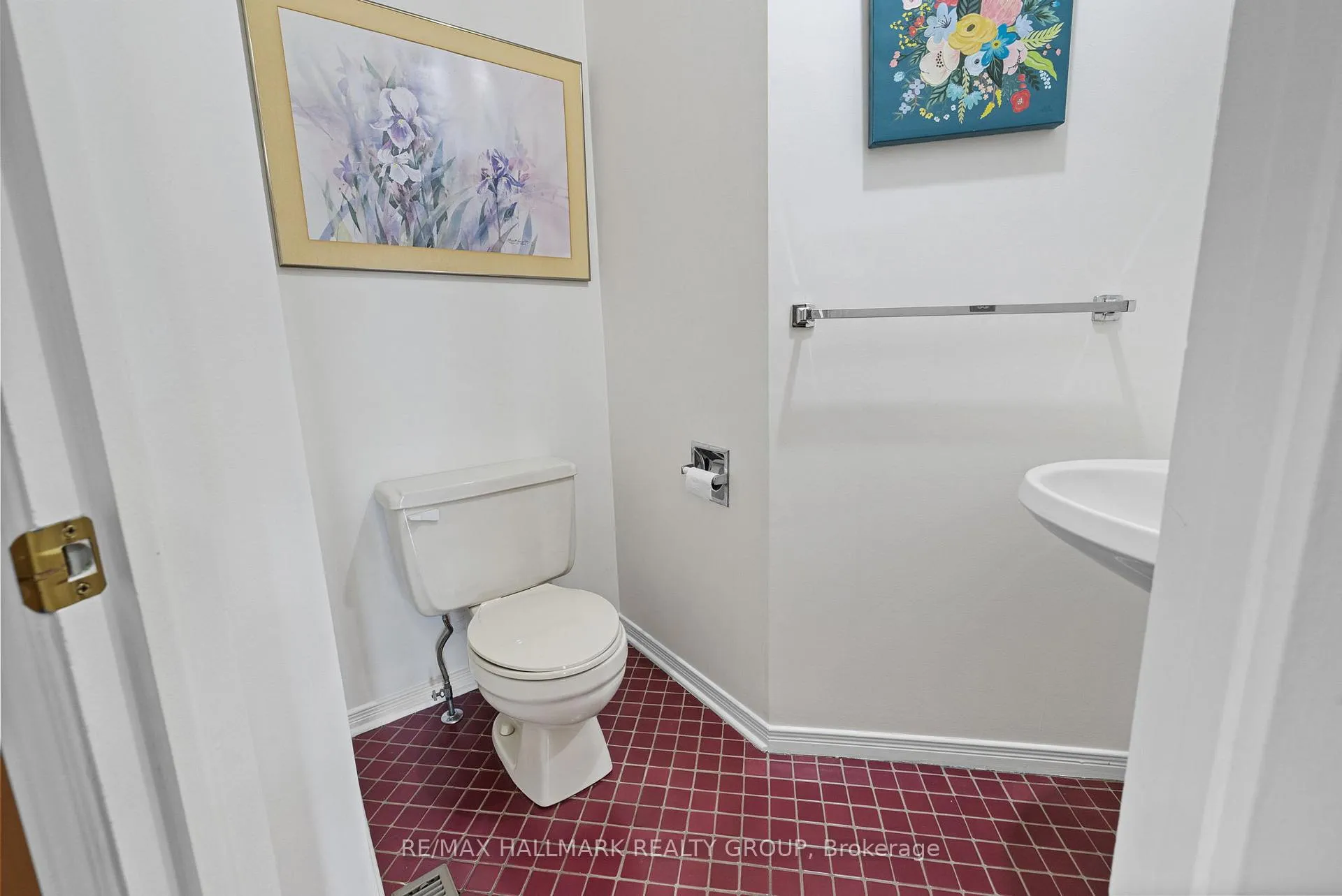 Photo 14 of 944 Greenbriar Avenue, Ottawa, Carleton Heights — HOMEH