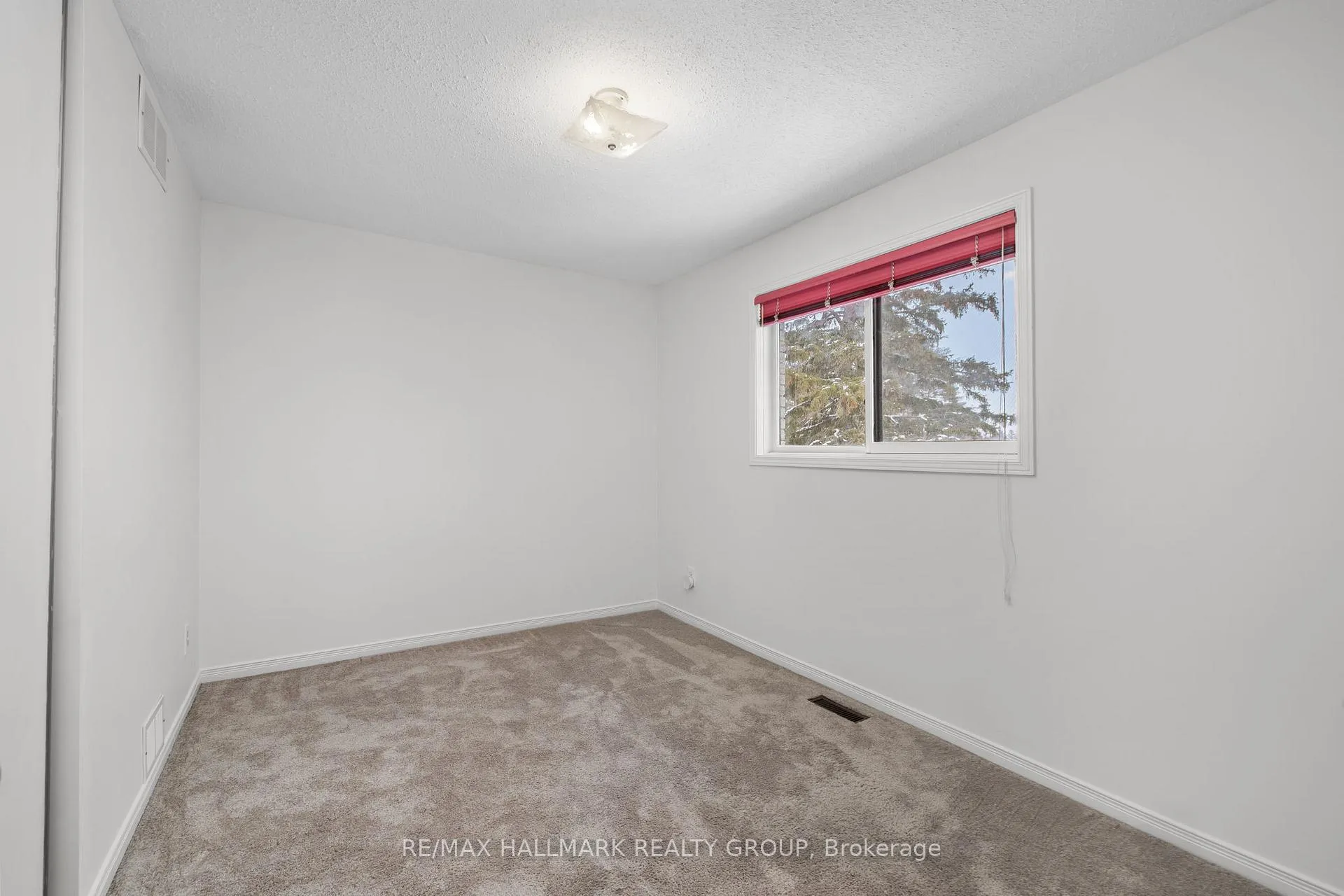 Photo 25 of 944 Greenbriar Avenue, Ottawa, Carleton Heights — HOMEH