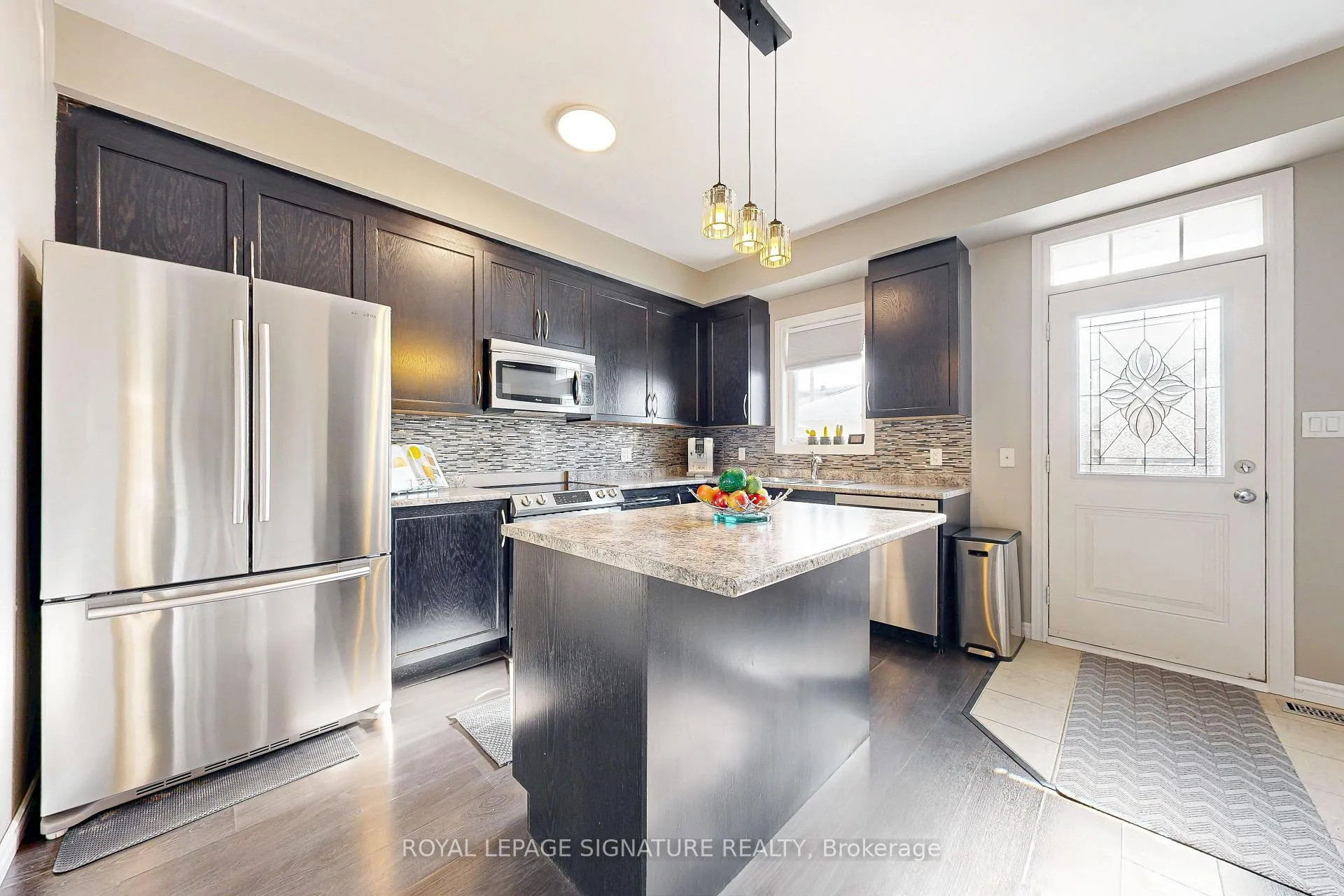 Photo 7 of 9 Ted Miller Crescent, Clarington, Bowmanville — HOMEH