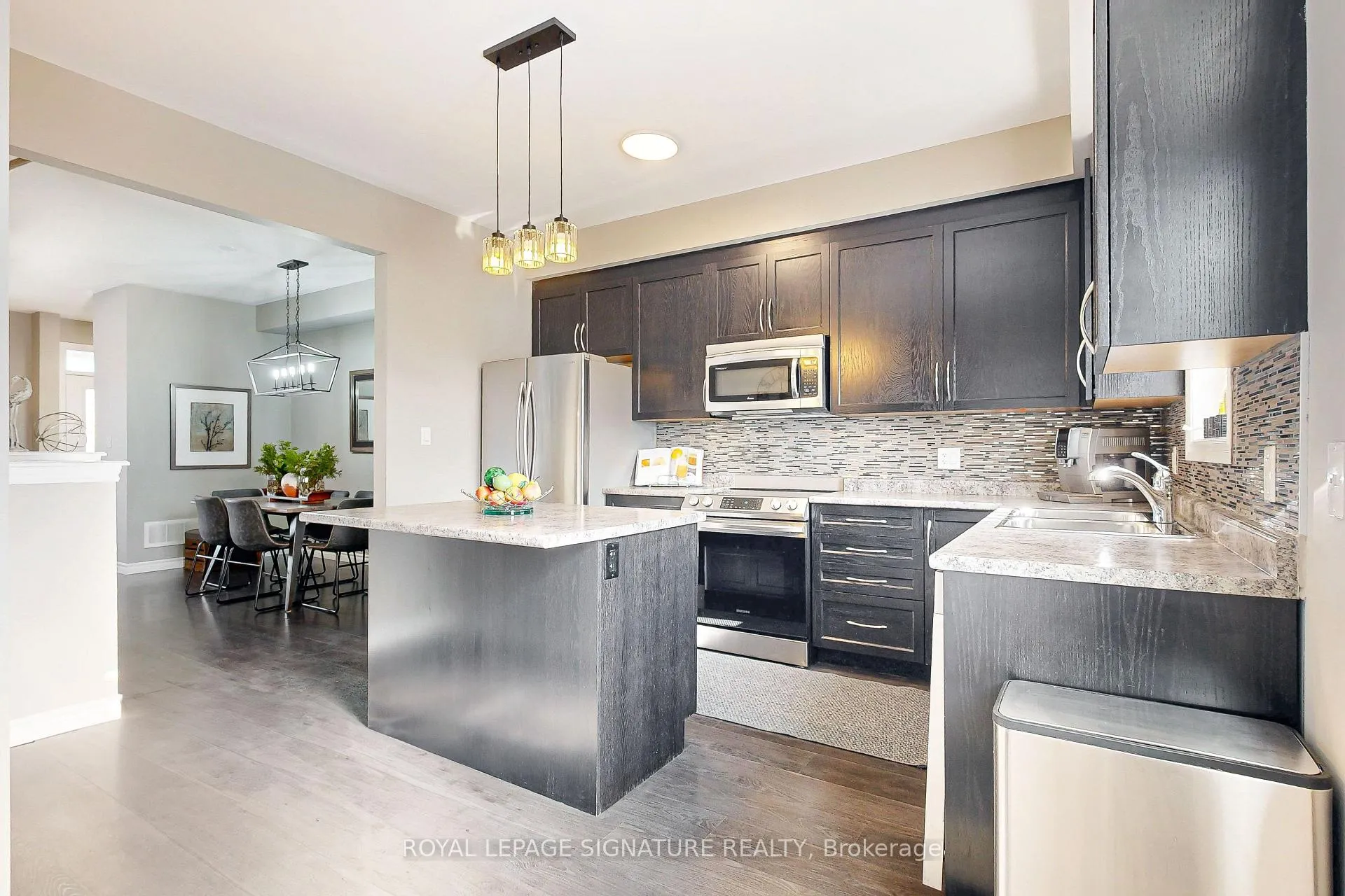 Photo 8 of 9 Ted Miller Crescent, Clarington, Bowmanville — HOMEH
