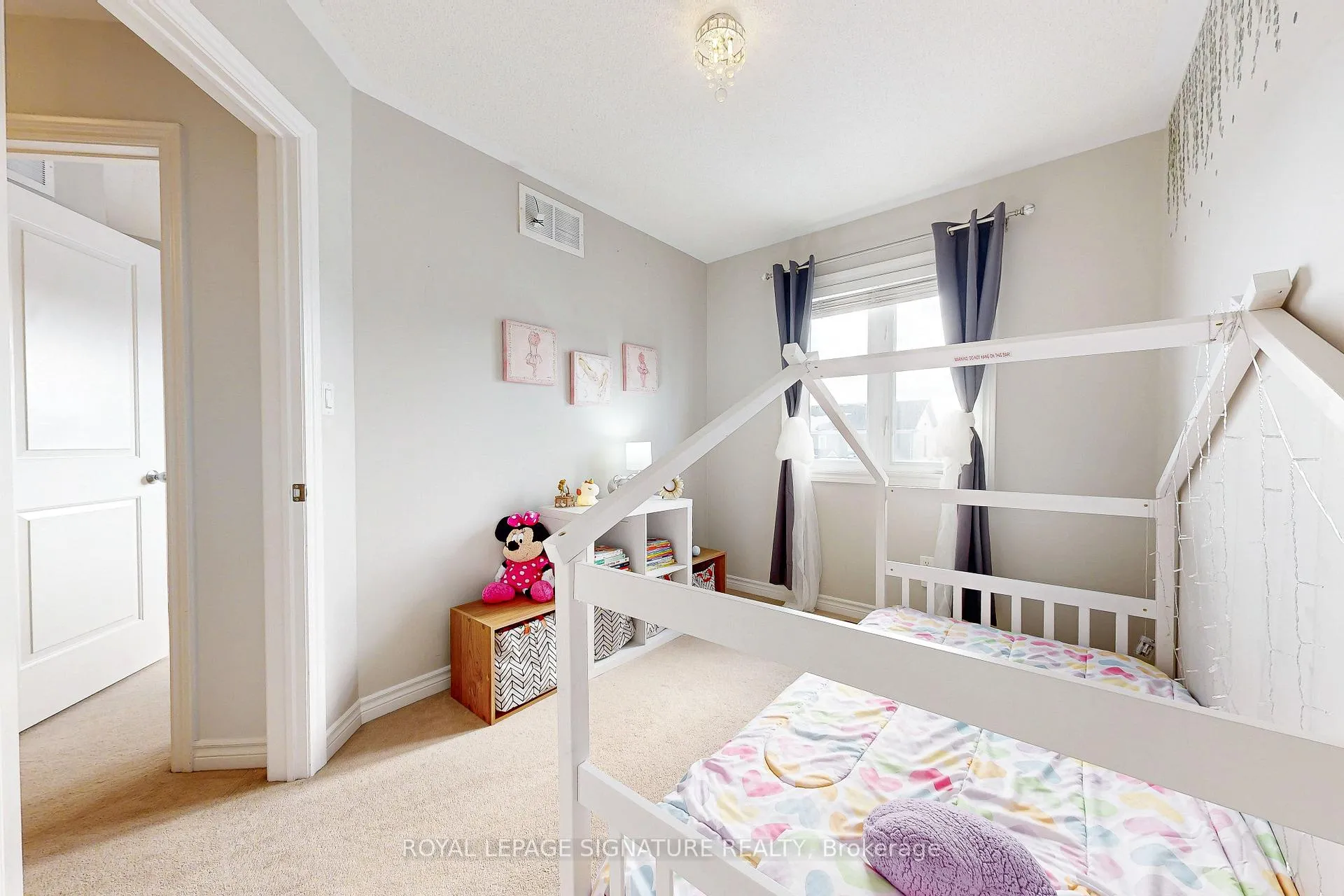 Photo 19 of 9 Ted Miller Crescent, Clarington, Bowmanville — HOMEH