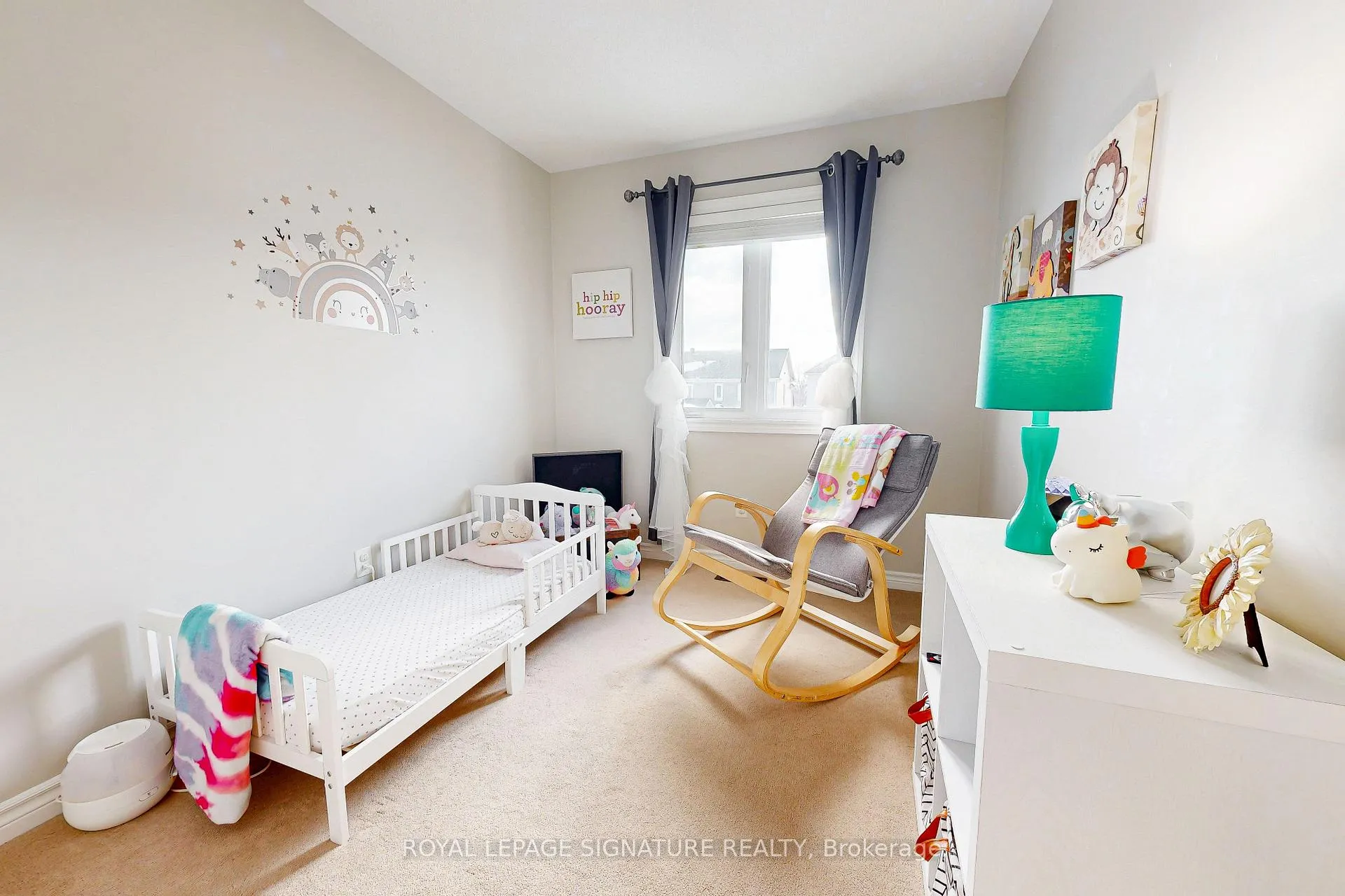 Photo 21 of 9 Ted Miller Crescent, Clarington, Bowmanville — HOMEH
