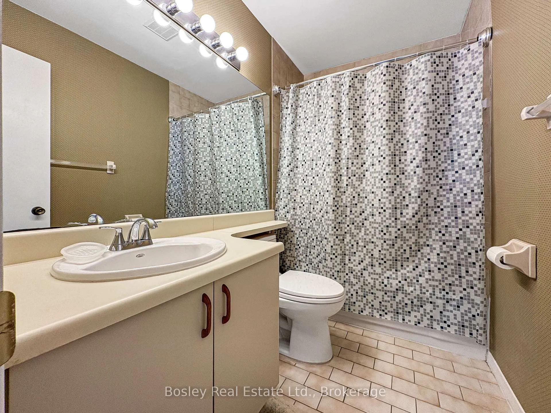 Photo 17 of 22 Trafalgar Road, Collingwood — HOMEH